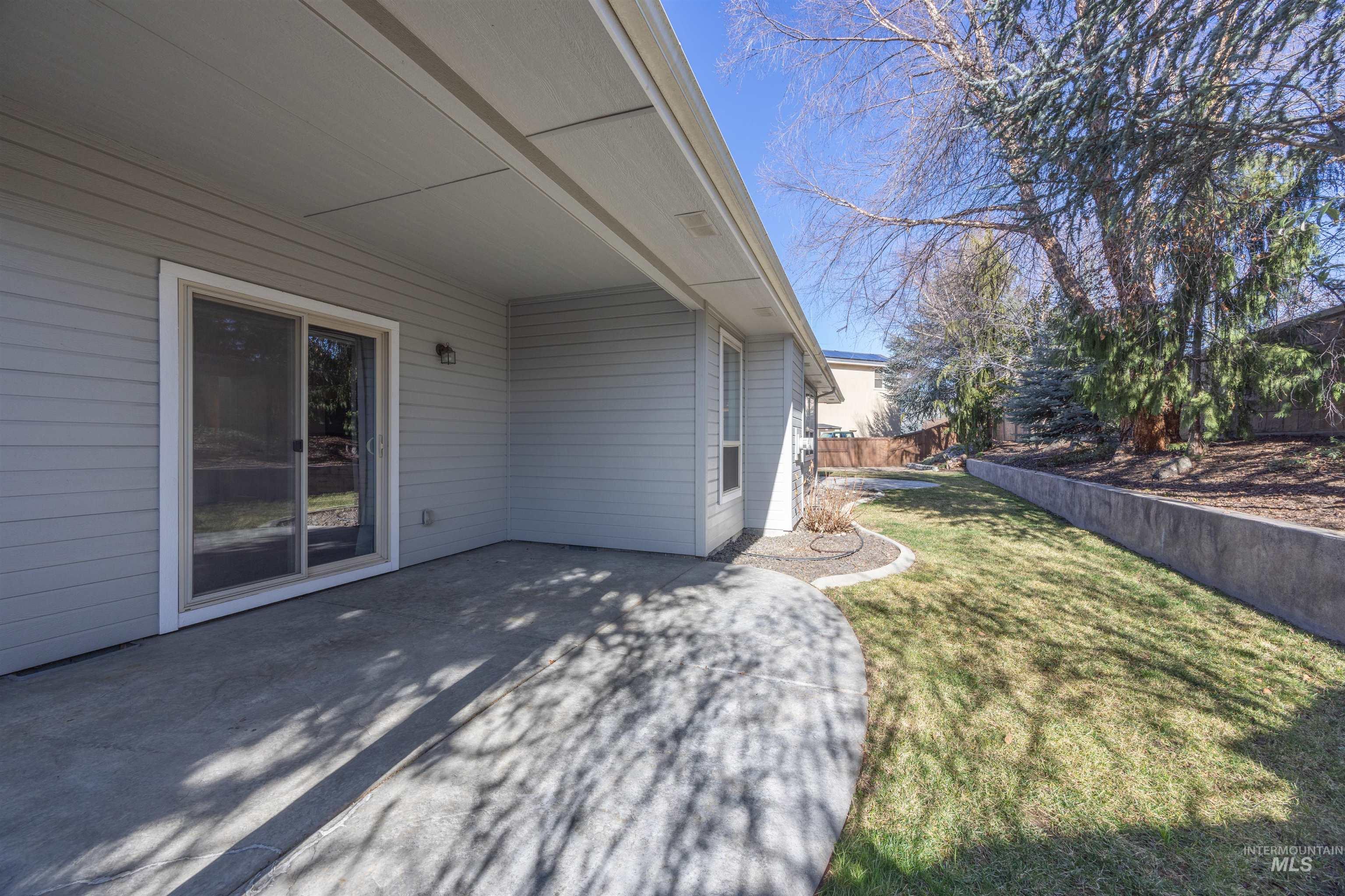 5236 N Cougar Flat Pl, Meridian, Idaho 83646, 4 Bedrooms, 3 Bathrooms, Residential For Sale, Price $675,000,MLS 98974476