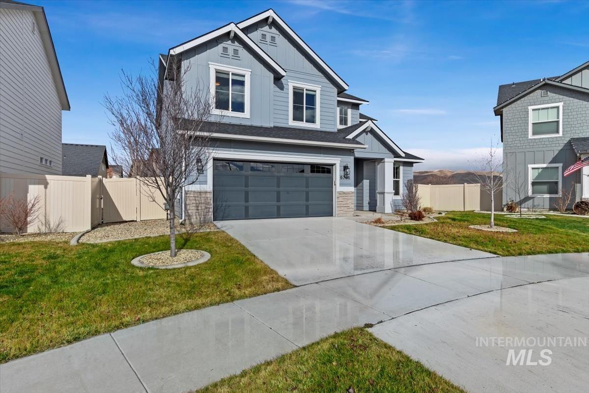6766 E Zaffre Ridge St, Boise, Idaho 83716, 3 Bedrooms, 2.5 Bathrooms, Residential For Sale, Price $639,000,MLS 98974477