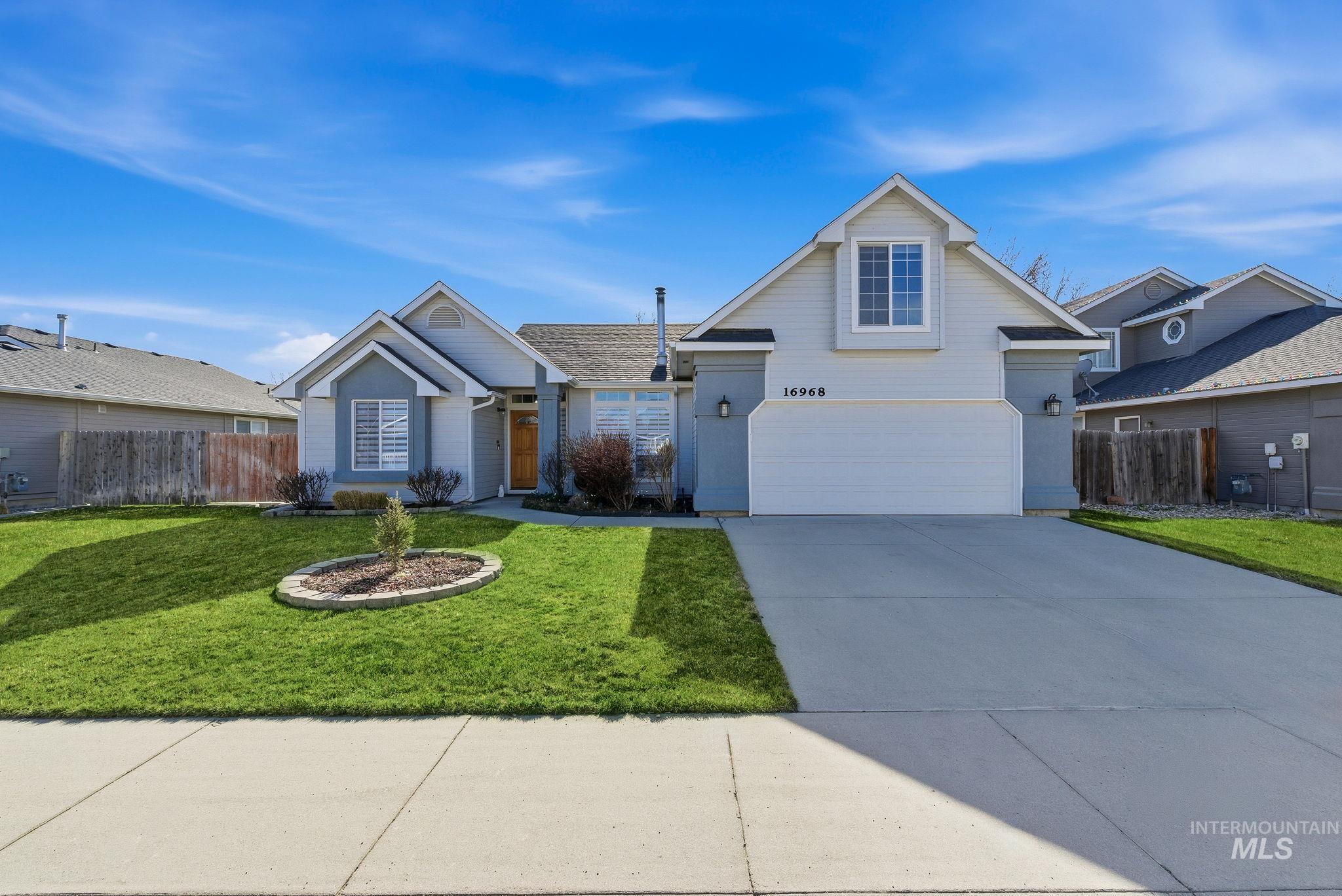 16968 N Dememere Loop, Nampa, Idaho 83687, 3 Bedrooms, 2 Bathrooms, Residential For Sale, Price $410,000,MLS 98974478