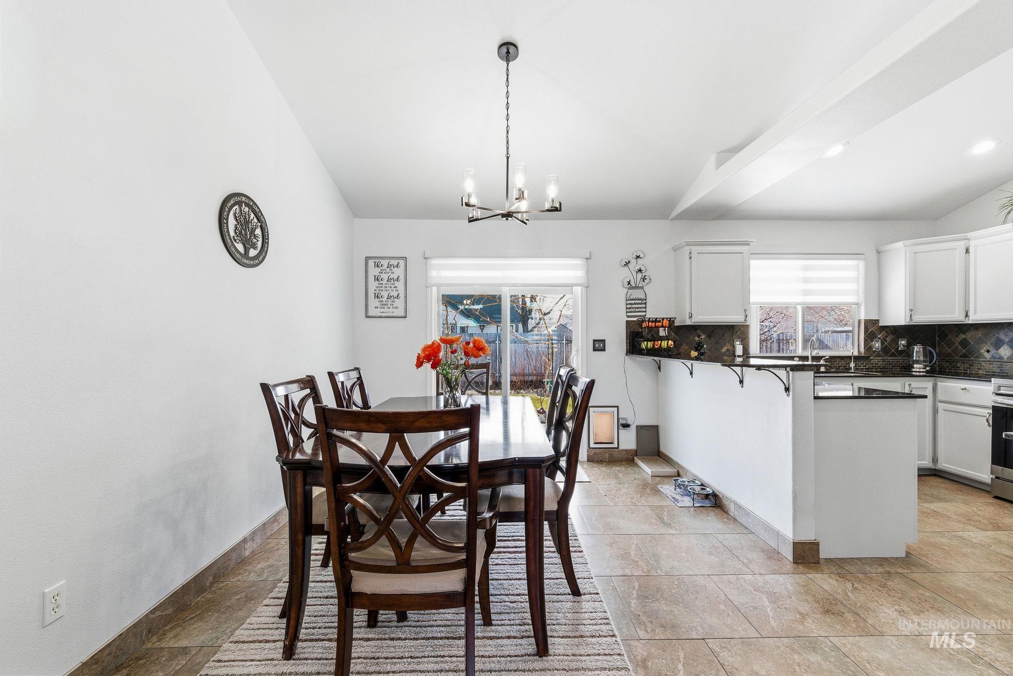 16968 N Dememere Loop, Nampa, Idaho 83687, 3 Bedrooms, 2 Bathrooms, Residential For Sale, Price $410,000,MLS 98974478