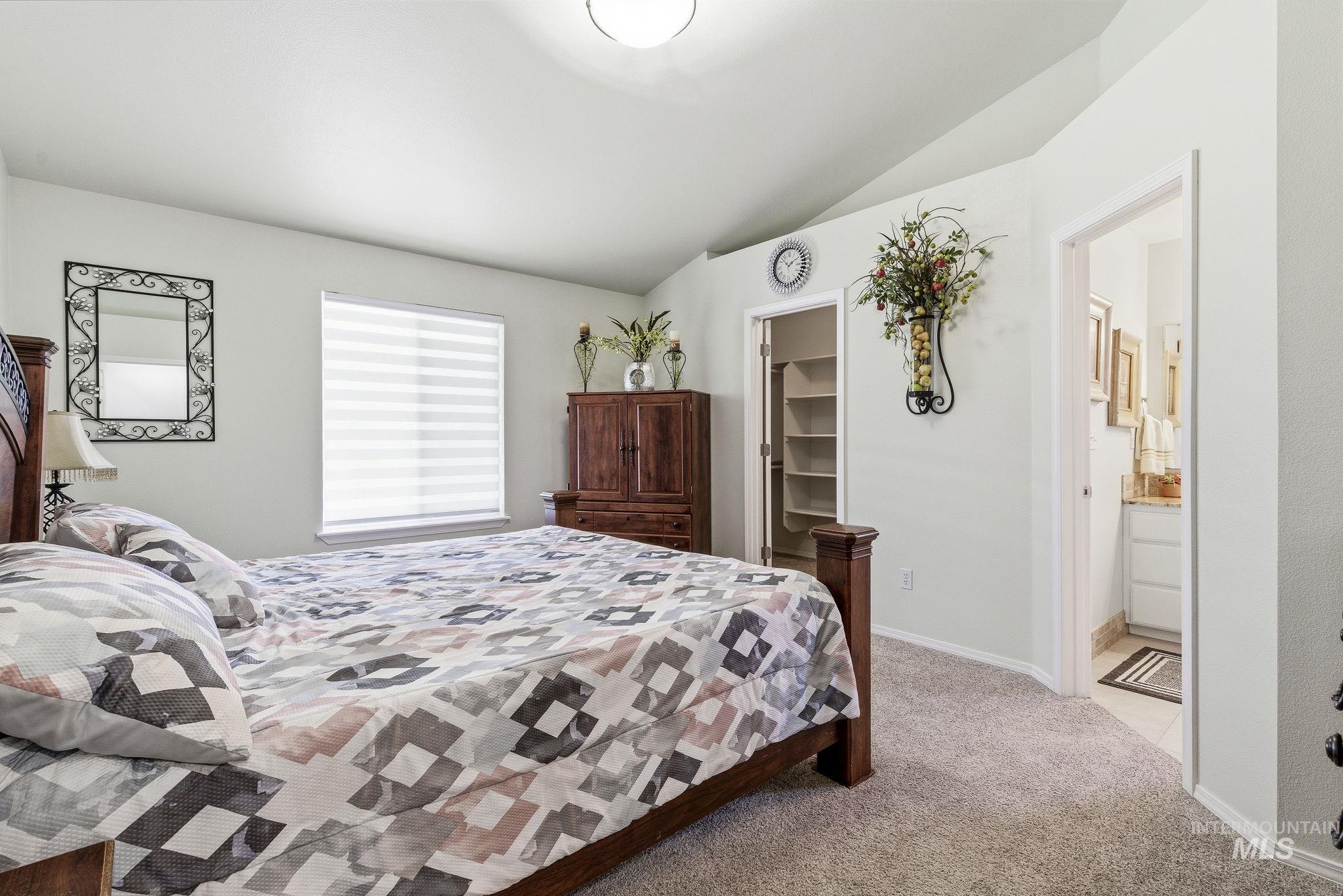 16968 N Dememere Loop, Nampa, Idaho 83687, 3 Bedrooms, 2 Bathrooms, Residential For Sale, Price $410,000,MLS 98974478