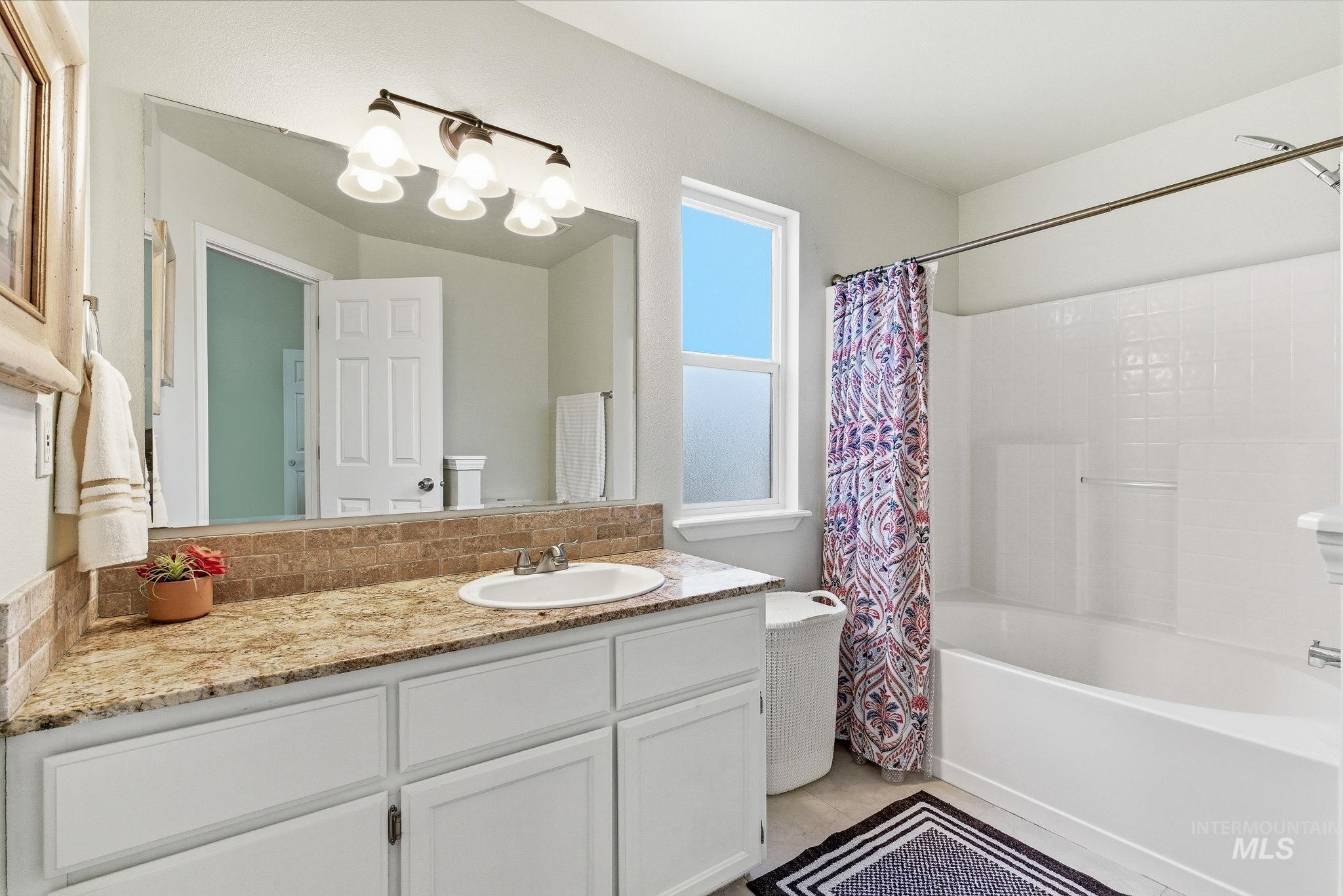 16968 N Dememere Loop, Nampa, Idaho 83687, 3 Bedrooms, 2 Bathrooms, Residential For Sale, Price $410,000,MLS 98974478