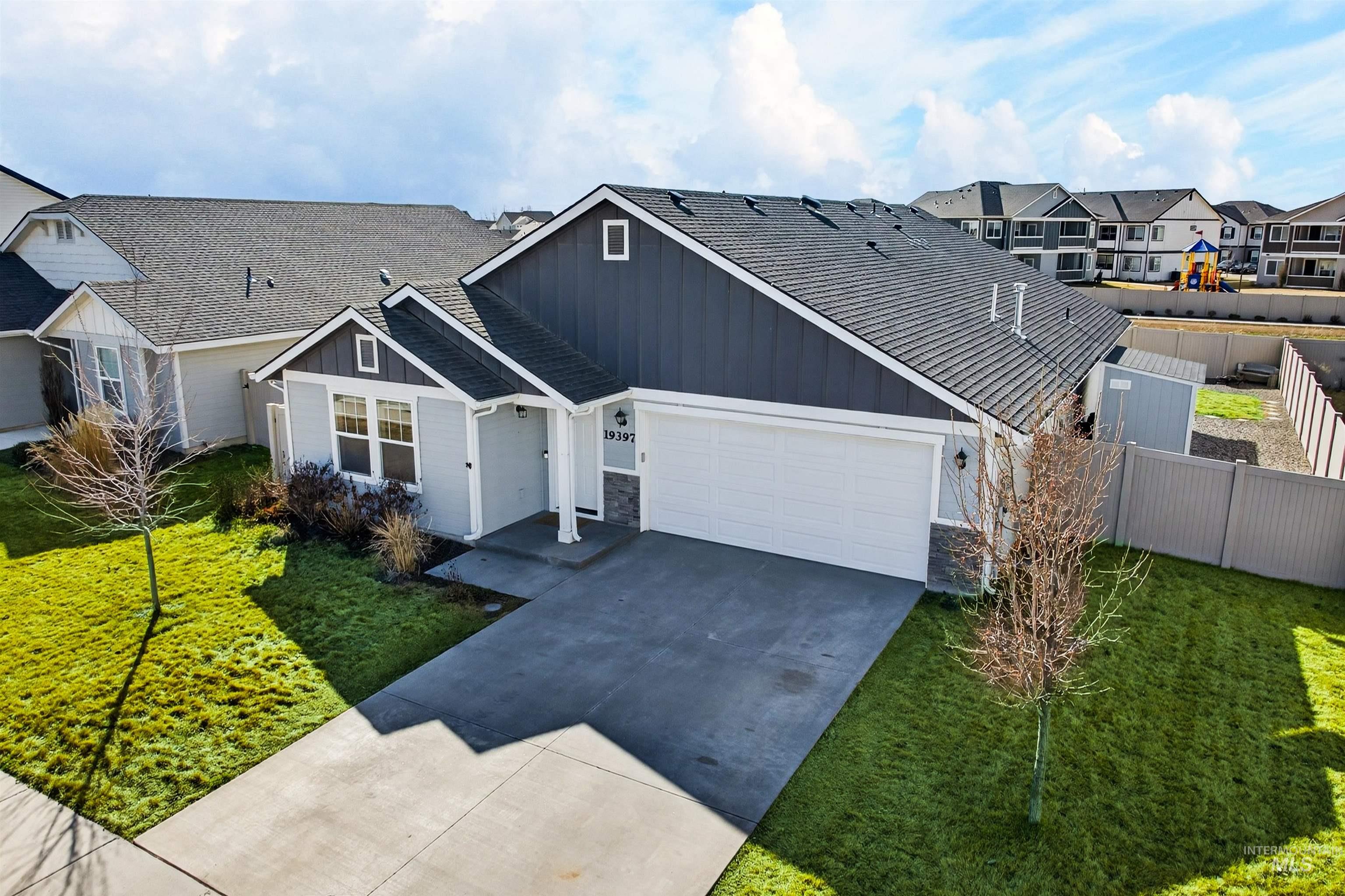 19397 Red Eagle Way, Caldwell, Idaho 83605, 4 Bedrooms, 2 Bathrooms, Residential For Sale, Price $405,000,MLS 98974479