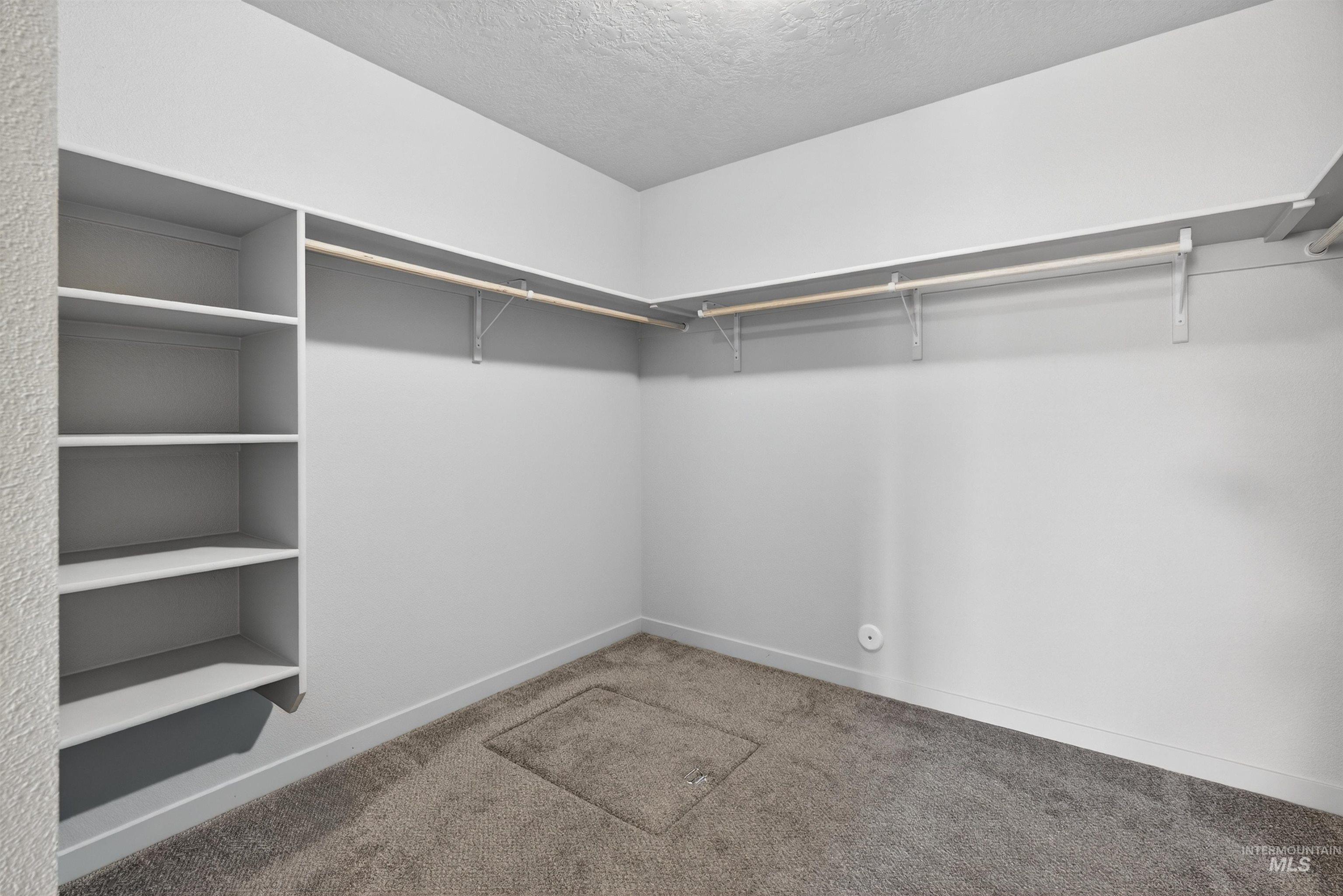 19397 Red Eagle Way, Caldwell, Idaho 83605, 4 Bedrooms, 2 Bathrooms, Residential For Sale, Price $405,000,MLS 98974479