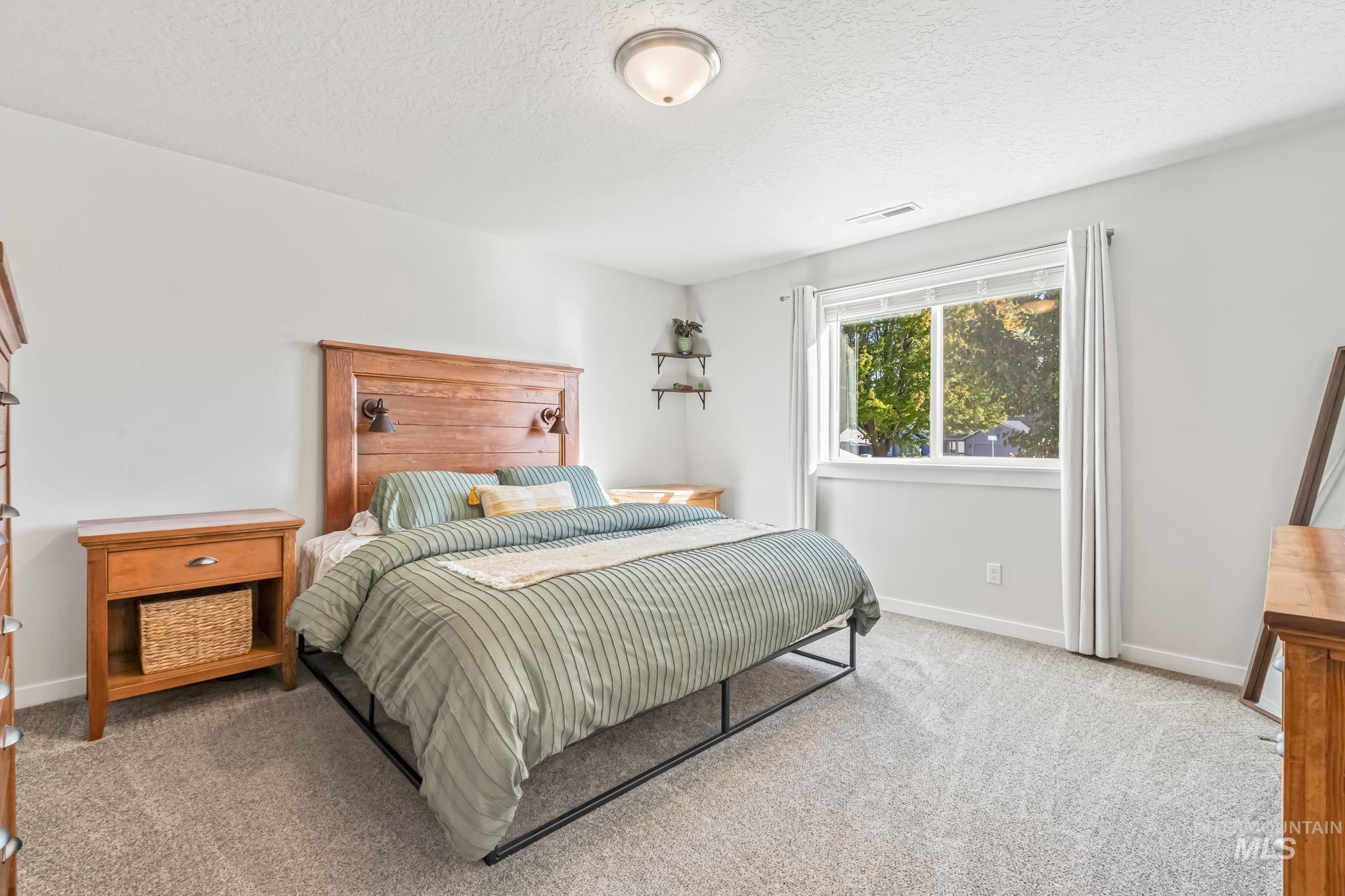 1671 E Netley St., Meridian, Idaho 83646, 3 Bedrooms, 2 Bathrooms, Residential For Sale, Price $415,990,MLS 98974480