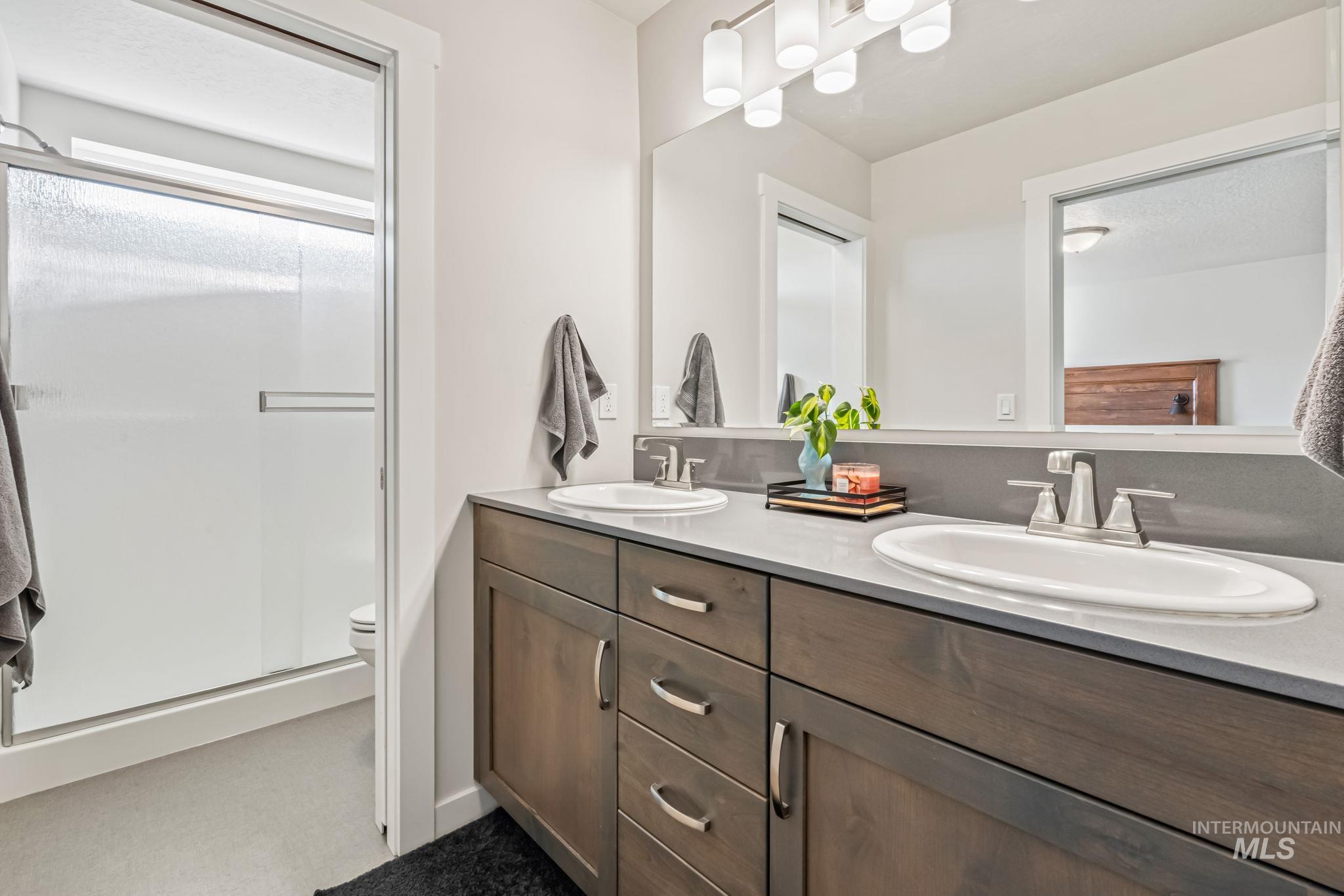 1671 E Netley St., Meridian, Idaho 83646, 3 Bedrooms, 2 Bathrooms, Residential For Sale, Price $415,990,MLS 98974480