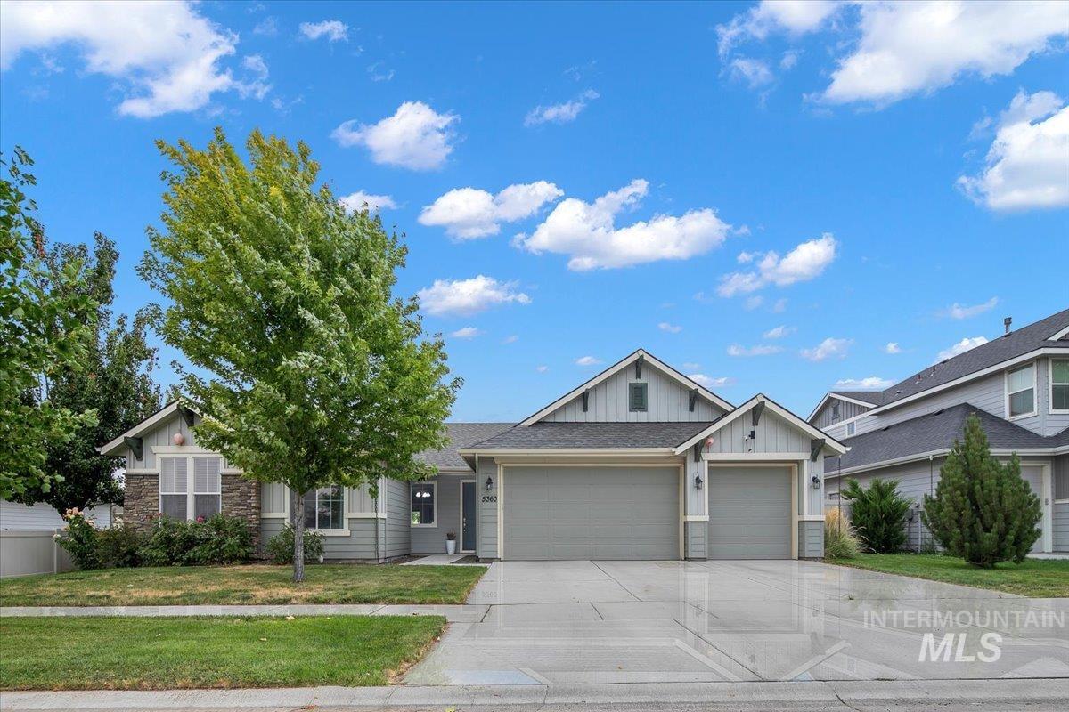 5360 W Grand Rapids st, Meridian, Idaho 83646, 3 Bedrooms, 2 Bathrooms, Residential For Sale, Price $550,000, 98974481