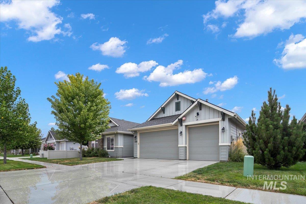 5360 W Grand Rapids st, Meridian, Idaho 83646, 3 Bedrooms, 2 Bathrooms, Residential For Sale, Price $550,000, 98974481