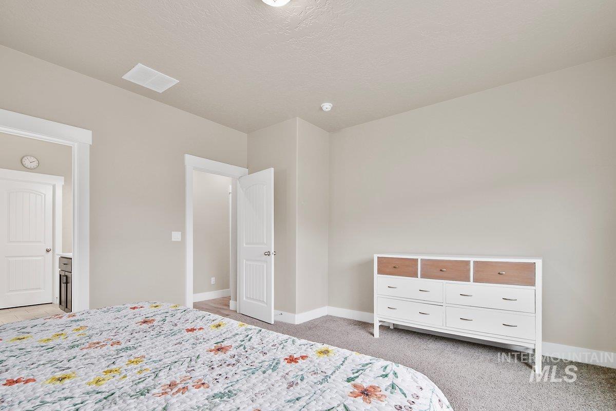 5360 W Grand Rapids st, Meridian, Idaho 83646, 3 Bedrooms, 2 Bathrooms, Residential For Sale, Price $550,000, 98974481