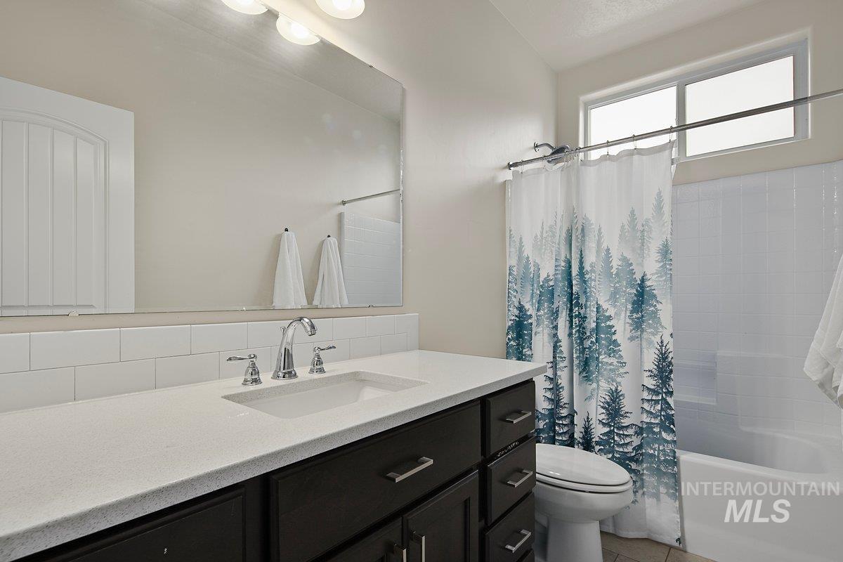 5360 W Grand Rapids st, Meridian, Idaho 83646, 3 Bedrooms, 2 Bathrooms, Residential For Sale, Price $550,000, 98974481