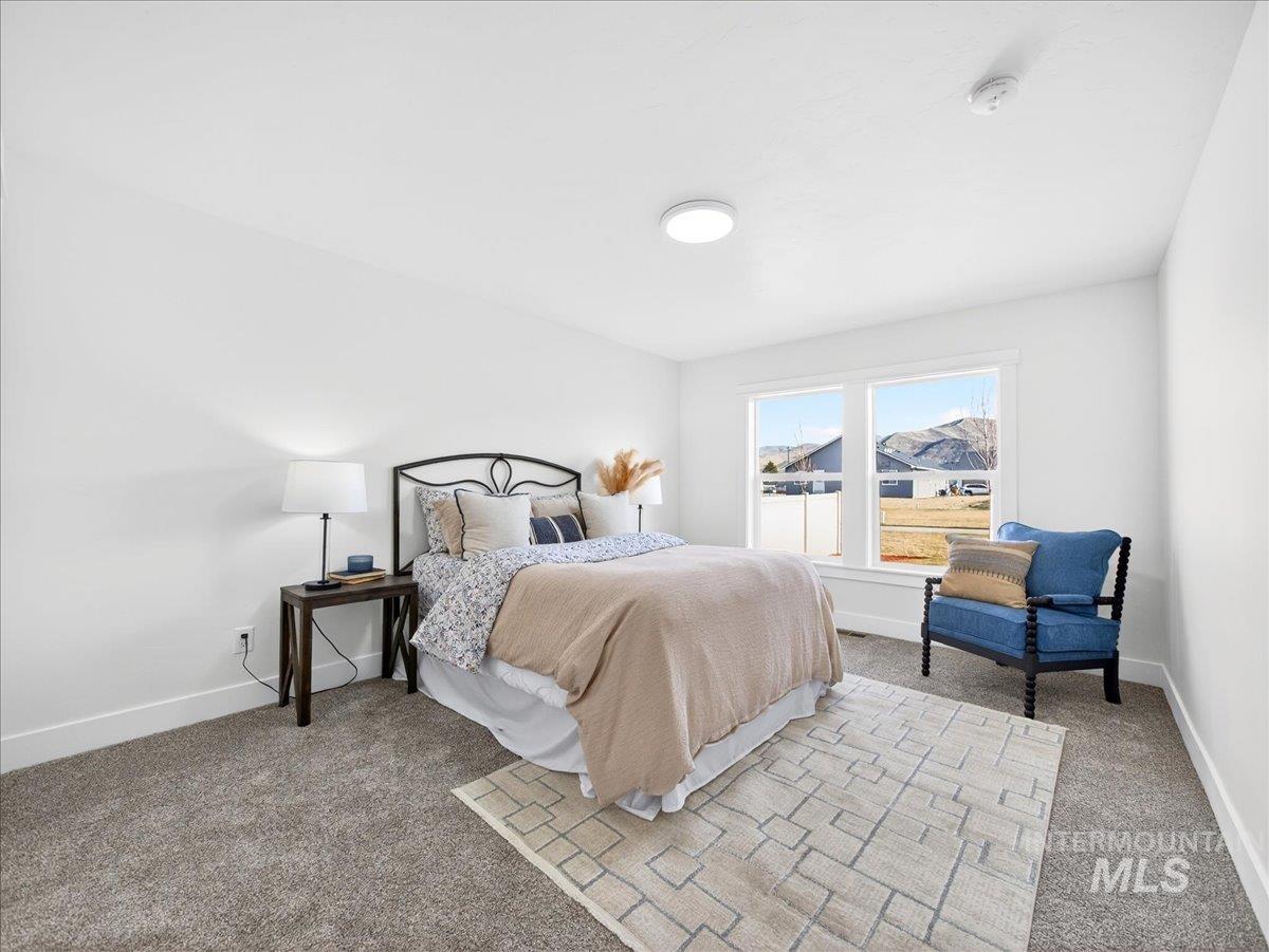 1410 Regency Way, Emmett, Idaho 83617, 3 Bedrooms, 2 Bathrooms, Residential For Sale, Price $427,000,MLS 98974482