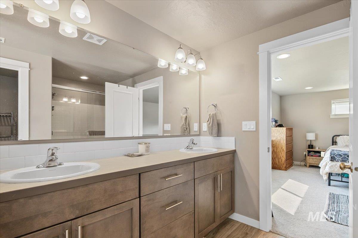 989 N Acer Loop, Nampa, Idaho 83687, 5 Bedrooms, 3 Bathrooms, Residential For Sale, Price $482,000, 98974483