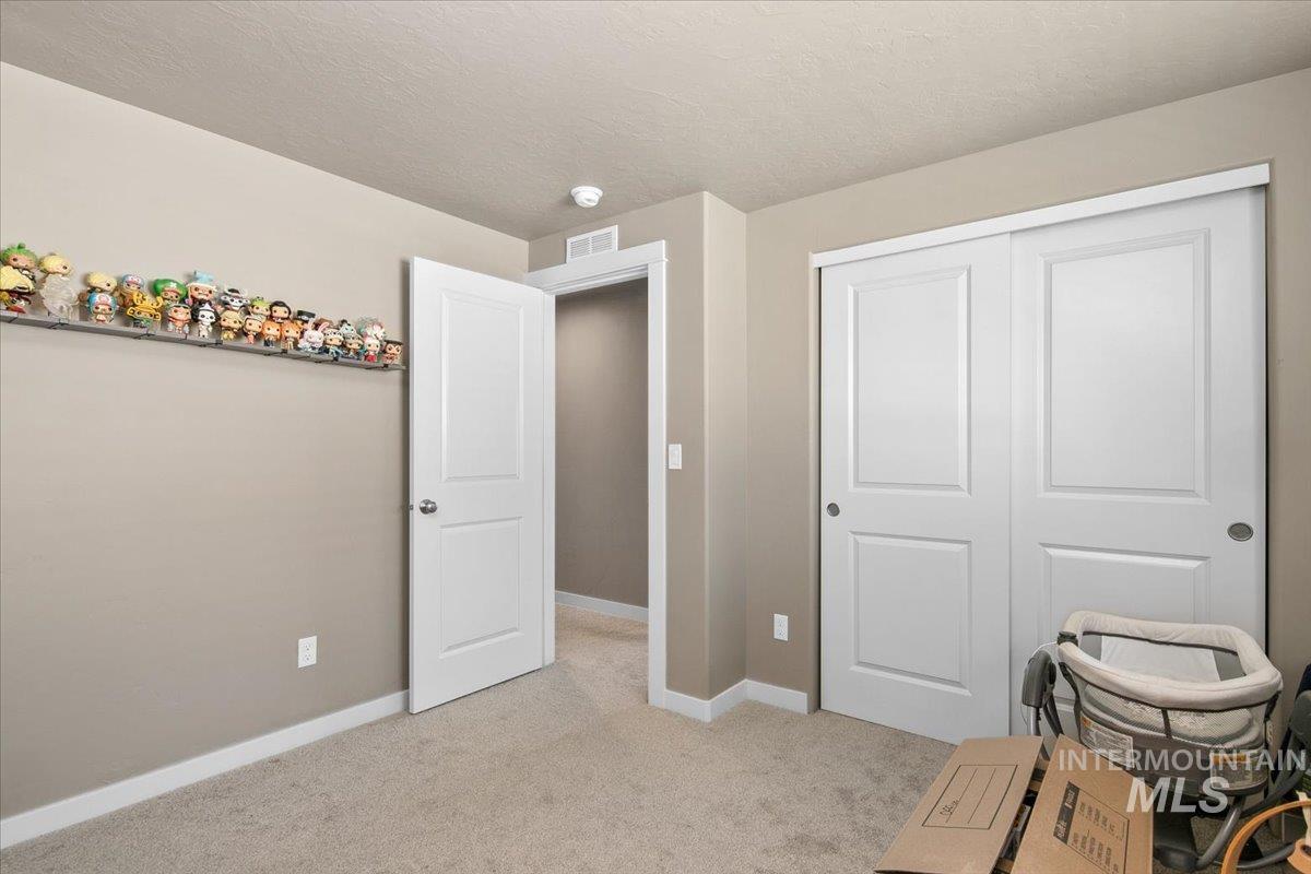 989 N Acer Loop, Nampa, Idaho 83687, 5 Bedrooms, 3 Bathrooms, Residential For Sale, Price $482,000, 98974483