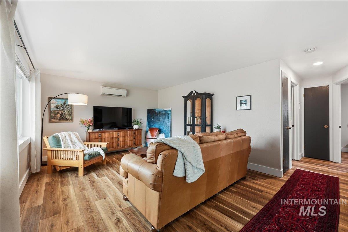 508 E Washington Ave, Nampa, Idaho 83686, 2 Bedrooms, 1 Bathroom, Residential For Sale, Price $314,900,MLS 98974487