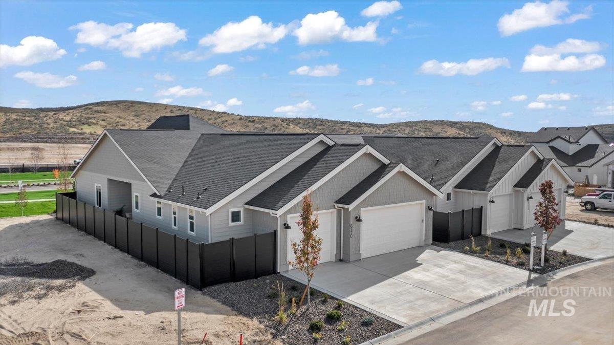 6370 N Barholm Ln, Eagle, Idaho 83616, 3 Bedrooms, 2 Bathrooms, Residential For Sale, Price $584,900,MLS 98974489