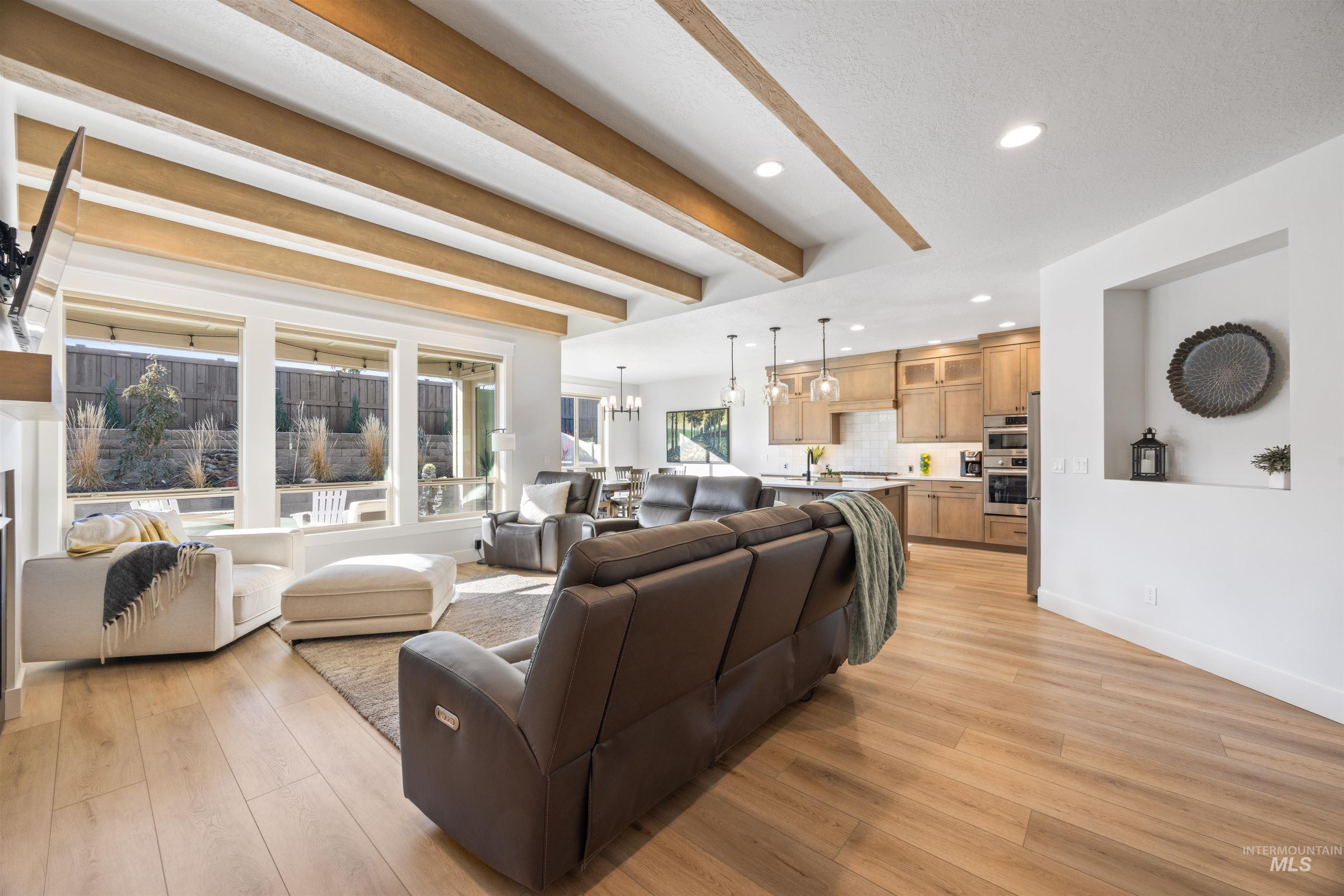 2465 E Berghan Ln, Meridian, Idaho 83642-5749, 3 Bedrooms, 2.5 Bathrooms, Residential For Sale, Price $609,777,MLS 98974490