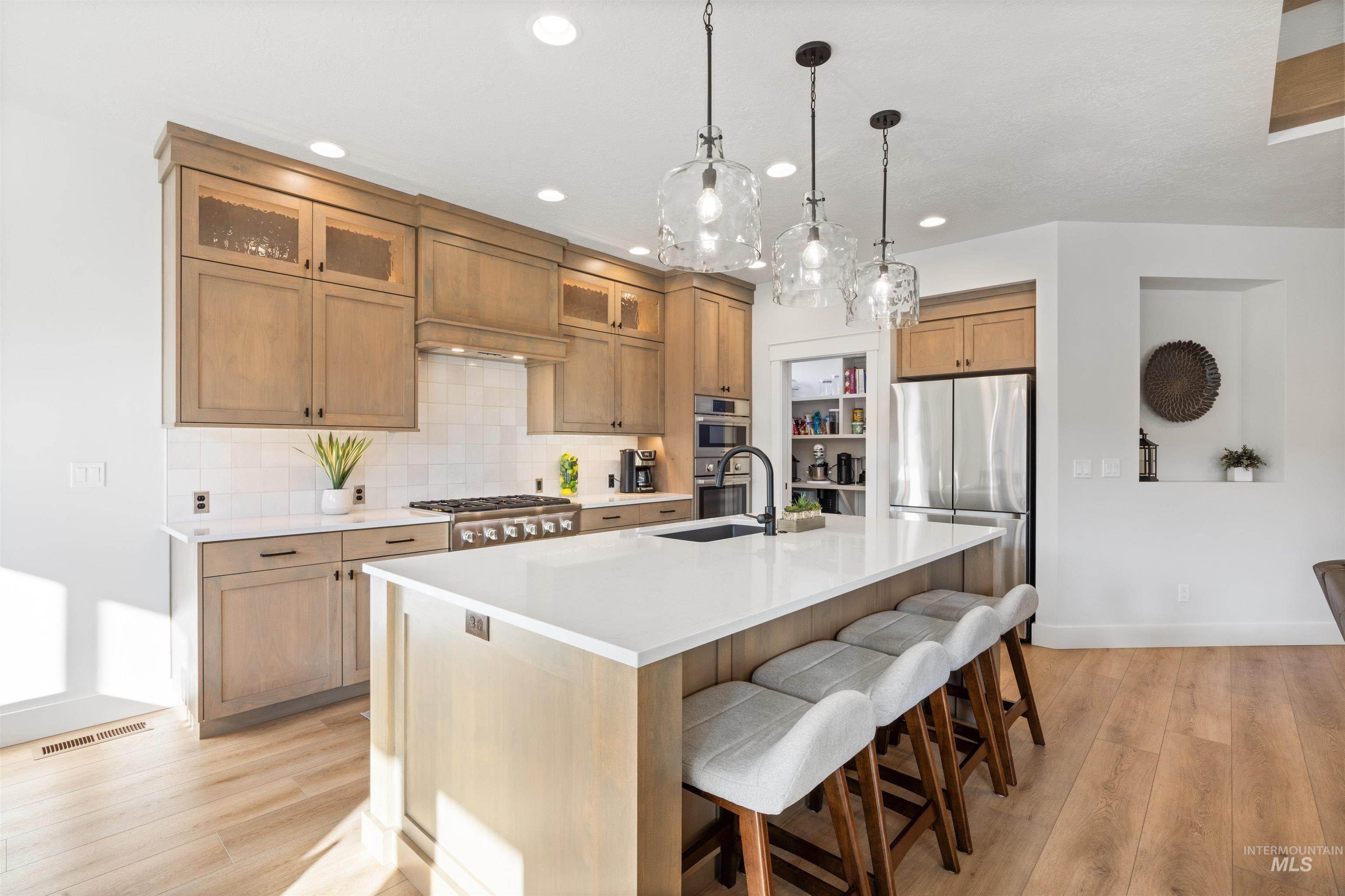 2465 E Berghan Ln, Meridian, Idaho 83642-5749, 3 Bedrooms, 2.5 Bathrooms, Residential For Sale, Price $609,777,MLS 98974490