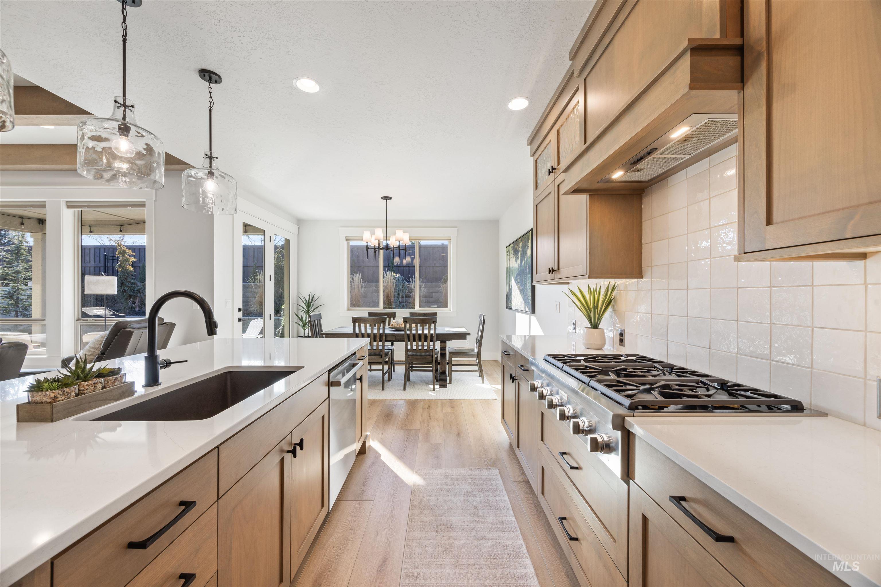 2465 E Berghan Ln, Meridian, Idaho 83642-5749, 3 Bedrooms, 2.5 Bathrooms, Residential For Sale, Price $609,777,MLS 98974490