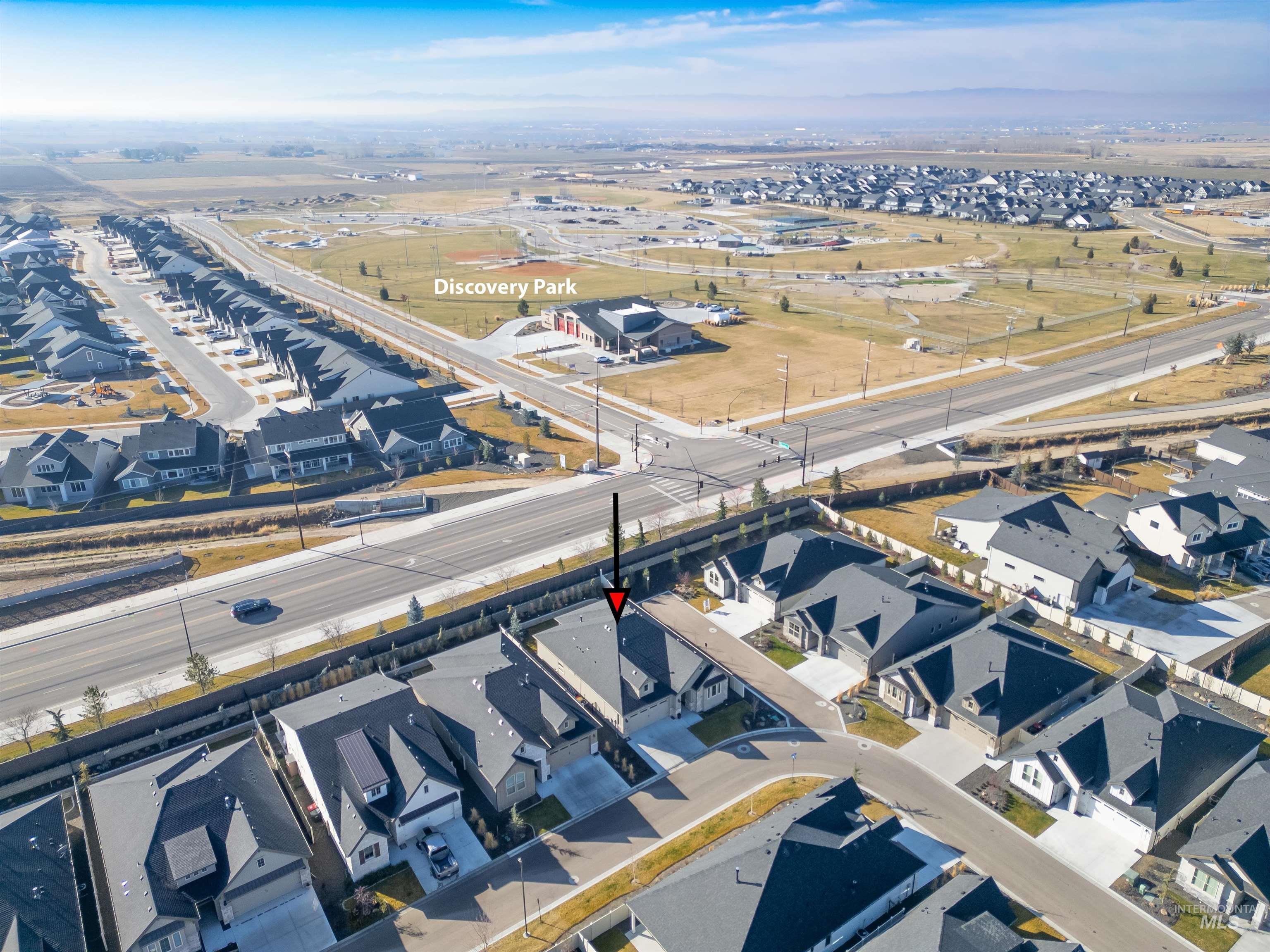 2465 E Berghan Ln, Meridian, Idaho 83642-5749, 3 Bedrooms, 2.5 Bathrooms, Residential For Sale, Price $609,777,MLS 98974490