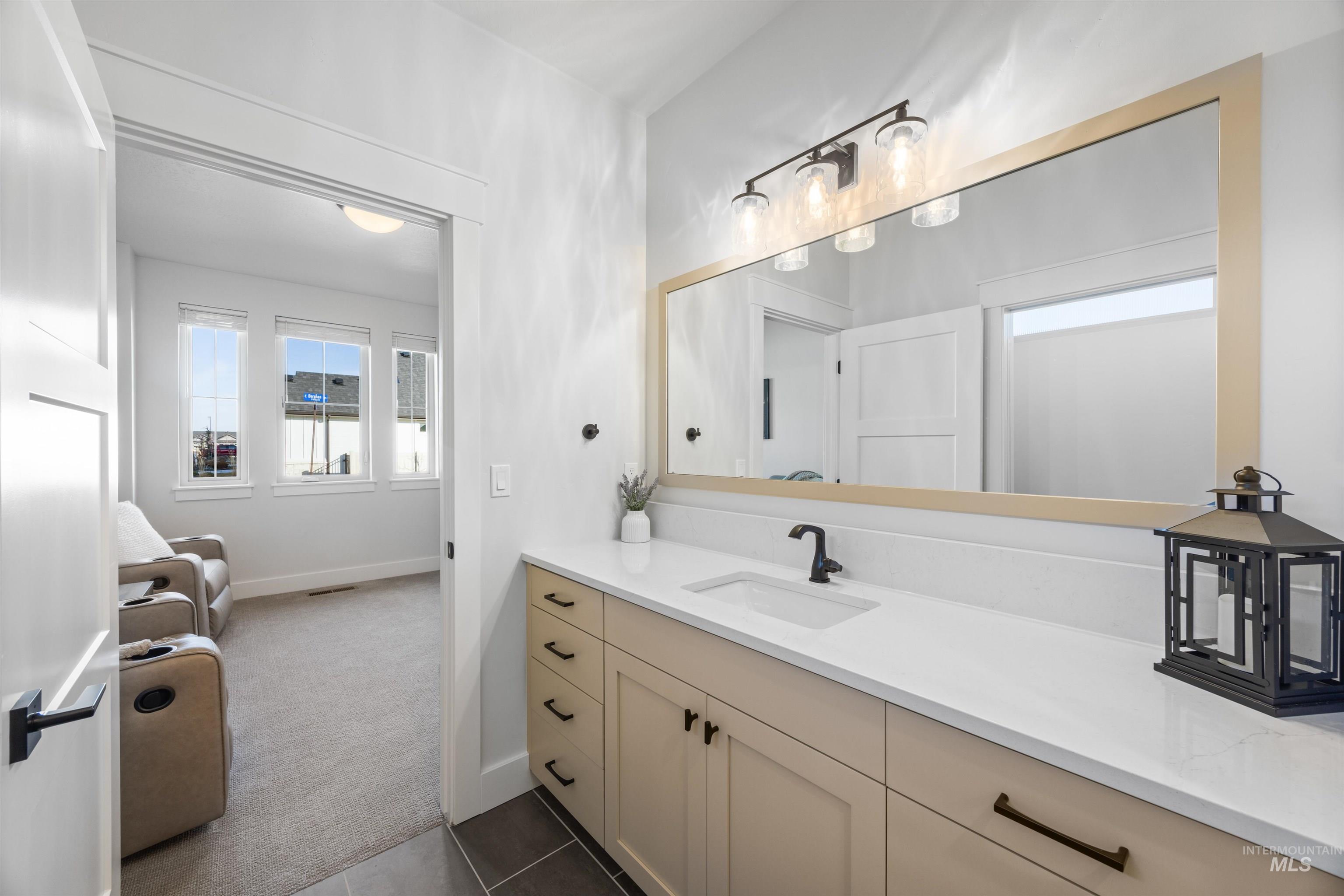 2465 E Berghan Ln, Meridian, Idaho 83642-5749, 3 Bedrooms, 2.5 Bathrooms, Residential For Sale, Price $609,777,MLS 98974490