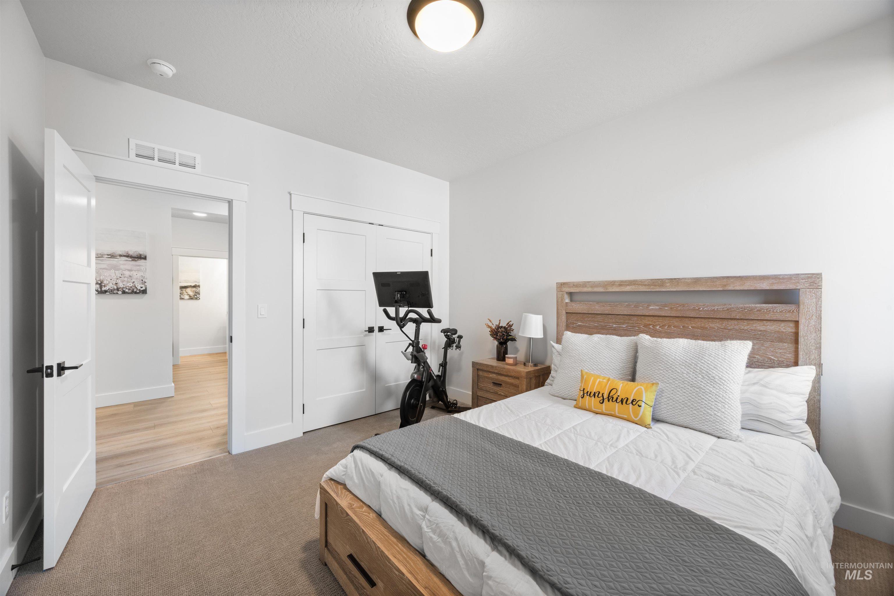 2465 E Berghan Ln, Meridian, Idaho 83642-5749, 3 Bedrooms, 2.5 Bathrooms, Residential For Sale, Price $609,777,MLS 98974490