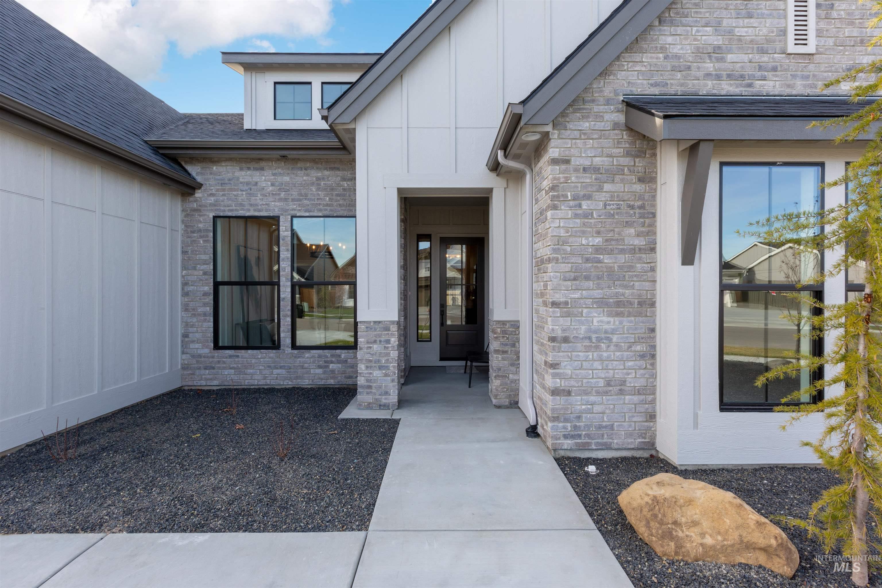 6839 S Utmost Way, Meridian, Idaho 83642, 4 Bedrooms, 3.5 Bathrooms, Residential For Sale, Price $1,099,777,MLS 98974492