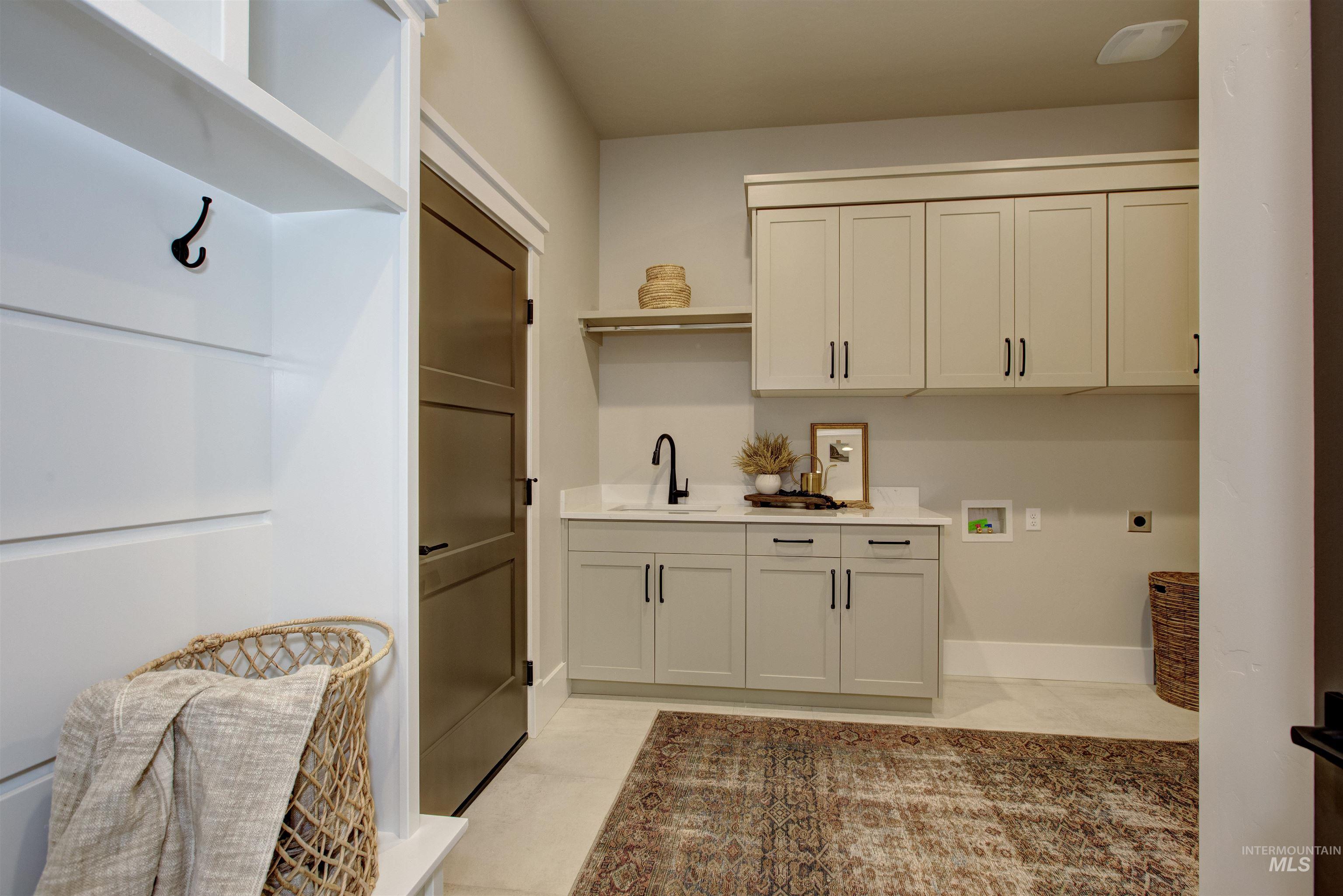 6839 S Utmost Way, Meridian, Idaho 83642, 4 Bedrooms, 3.5 Bathrooms, Residential For Sale, Price $1,099,777,MLS 98974492