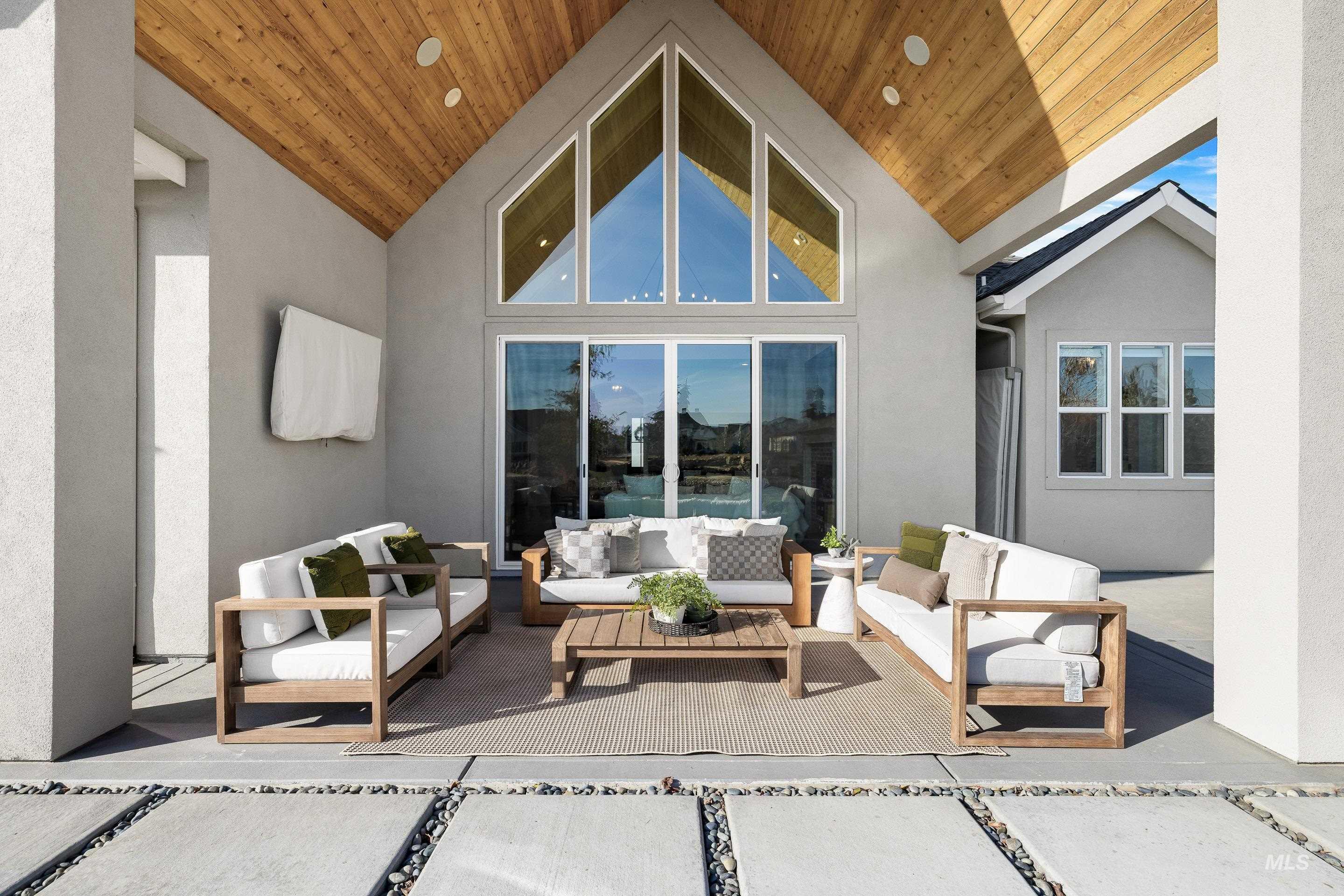 976 N Morehouse Ave, Eagle, Idaho 83616-3612, 4 Bedrooms, 3.5 Bathrooms, Residential For Sale, Price $1,950,000,MLS 98974495