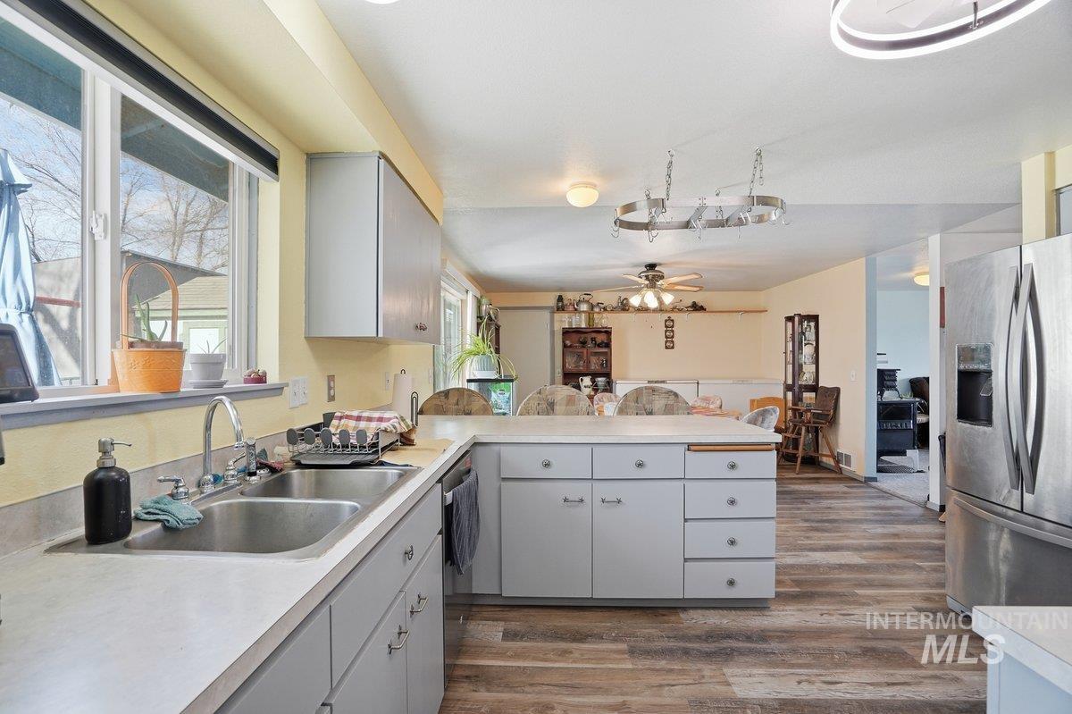 28803 Old Hwy 30, Caldwell, Idaho 83607, 4 Bedrooms, 2 Bathrooms, Residential For Sale, Price $575,000,MLS 98974500