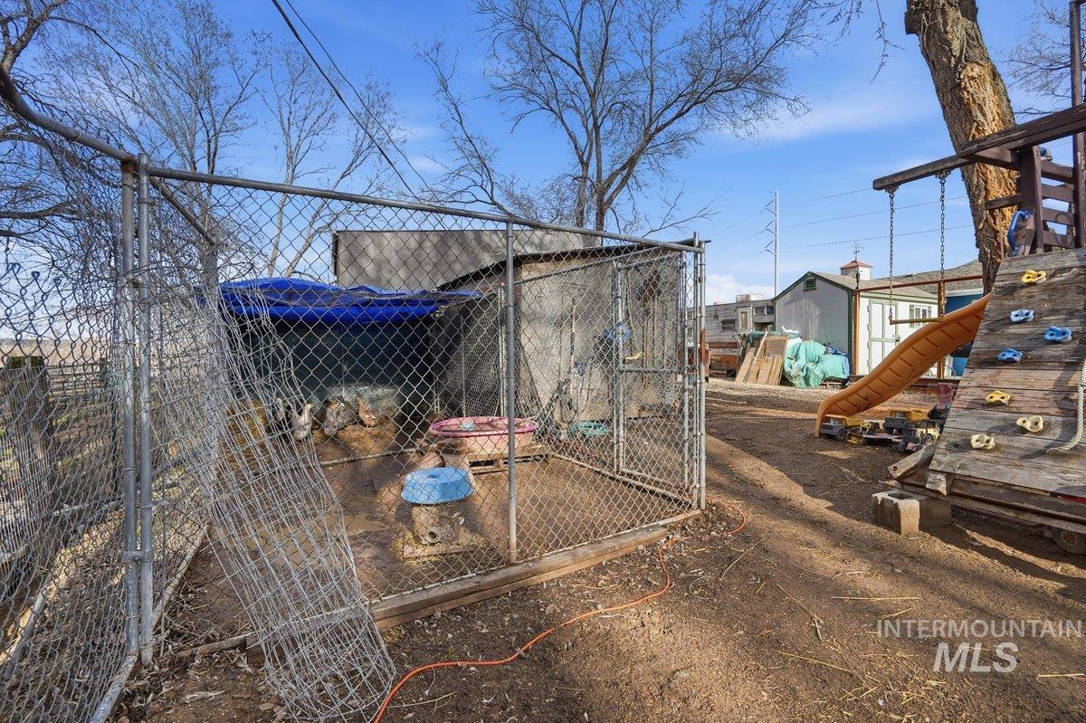 28803 Old Hwy 30, Caldwell, Idaho 83607, 4 Bedrooms, 2 Bathrooms, Residential For Sale, Price $575,000,MLS 98974500