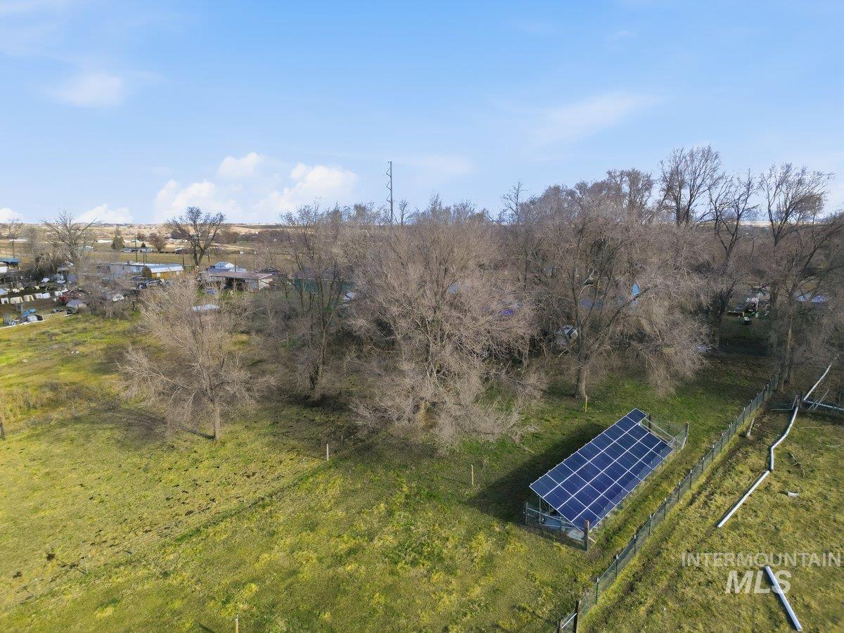 28803 Old Hwy 30, Caldwell, Idaho 83607, 4 Bedrooms, 2 Bathrooms, Residential For Sale, Price $575,000,MLS 98974500