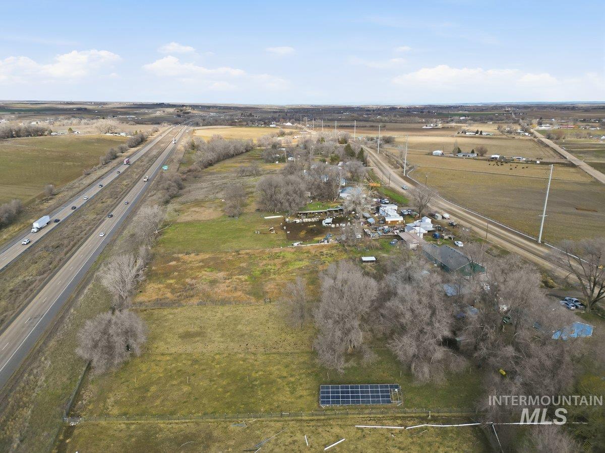 28803 Old Hwy 30, Caldwell, Idaho 83607, 4 Bedrooms, 2 Bathrooms, Residential For Sale, Price $575,000,MLS 98974500