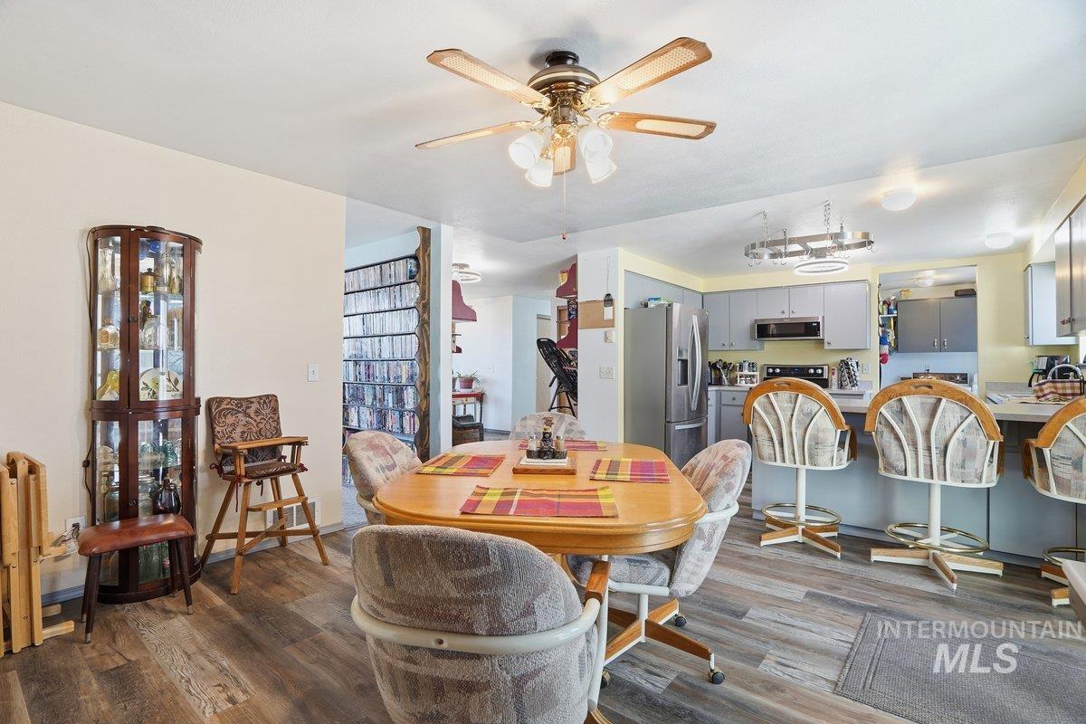 28803 Old Hwy 30, Caldwell, Idaho 83607, 4 Bedrooms, 2 Bathrooms, Residential For Sale, Price $575,000,MLS 98974500