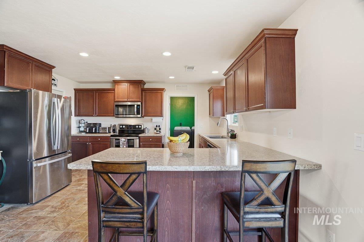 28811 Old Hwy 30, Caldwell, Idaho 83607, 3 Bedrooms, 2 Bathrooms, Residential For Sale, Price $575,000,MLS 98974501