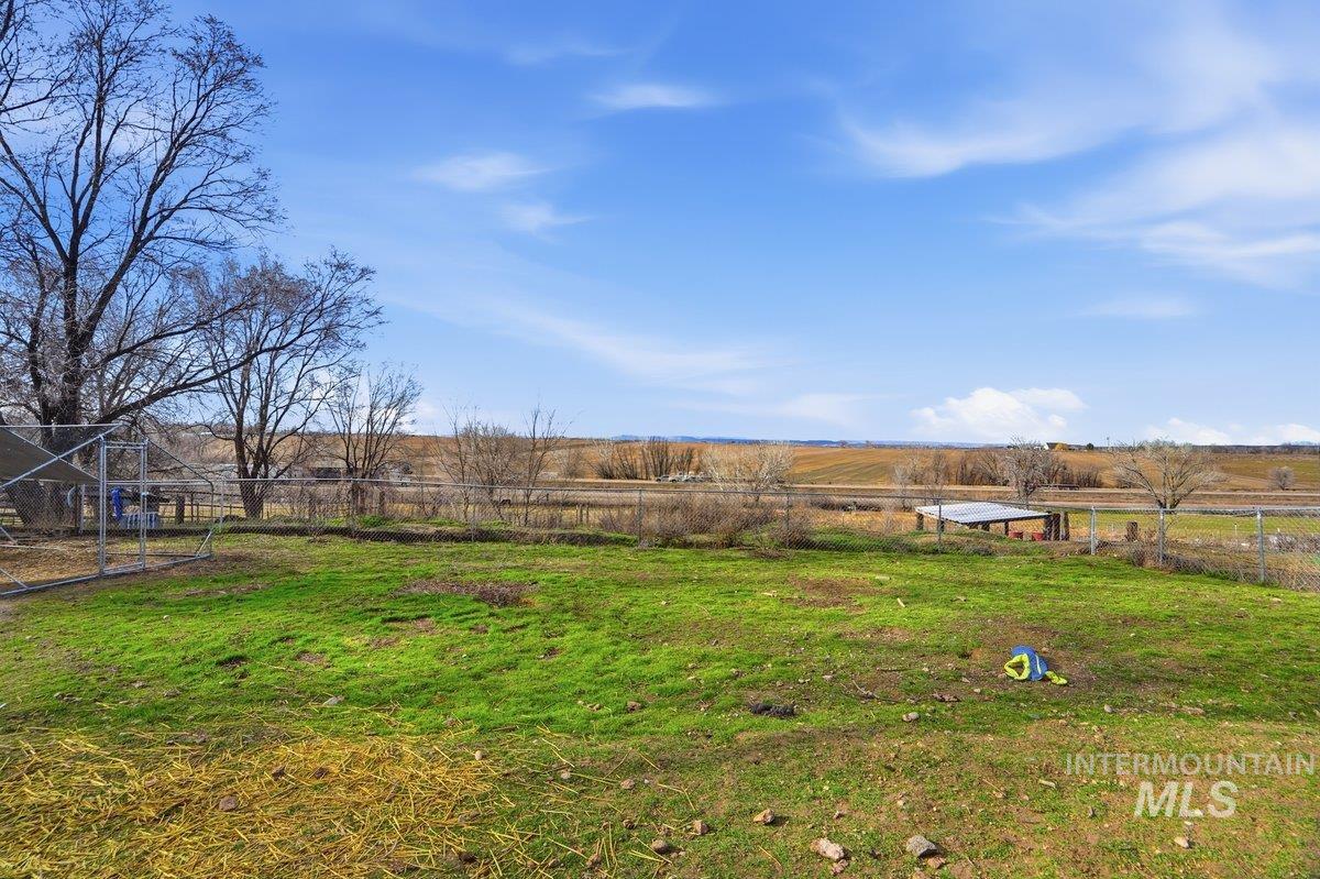 28811 Old Hwy 30, Caldwell, Idaho 83607, 3 Bedrooms, 2 Bathrooms, Residential For Sale, Price $575,000,MLS 98974501