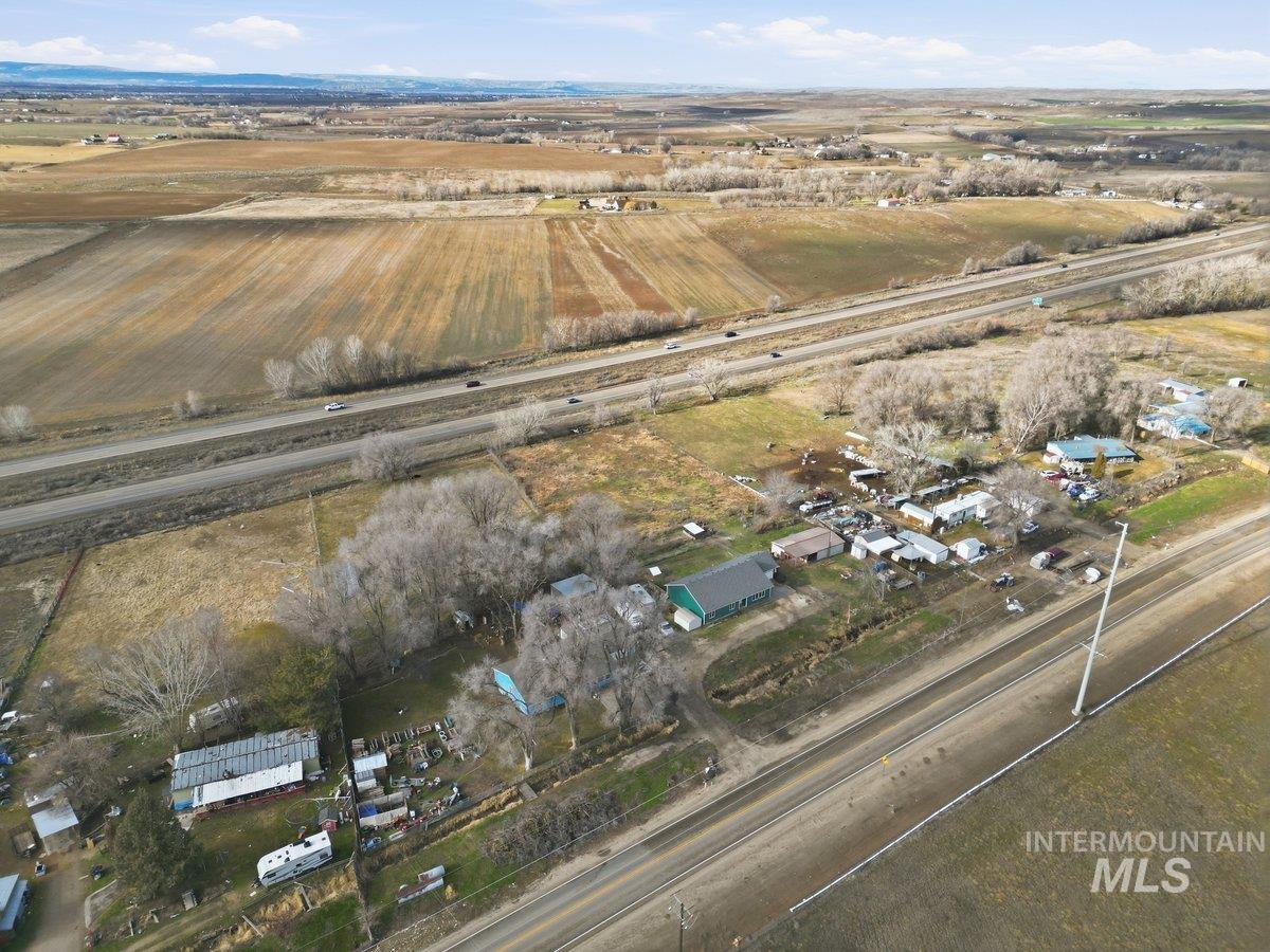 28811 Old Hwy 30, Caldwell, Idaho 83607, 3 Bedrooms, 2 Bathrooms, Residential For Sale, Price $575,000,MLS 98974501