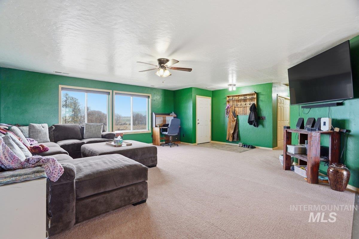 28811 Old Hwy 30, Caldwell, Idaho 83607, 3 Bedrooms, 2 Bathrooms, Residential For Sale, Price $575,000,MLS 98974501