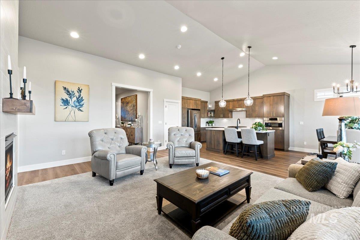 10238 Hazy Glen Dr, Nampa, Idaho 83687-7934, 3 Bedrooms, 2 Bathrooms, Residential For Sale, Price $500,000,MLS 98974503