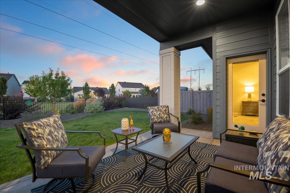 10238 Hazy Glen Dr, Nampa, Idaho 83687-7934, 3 Bedrooms, 2 Bathrooms, Residential For Sale, Price $500,000,MLS 98974503