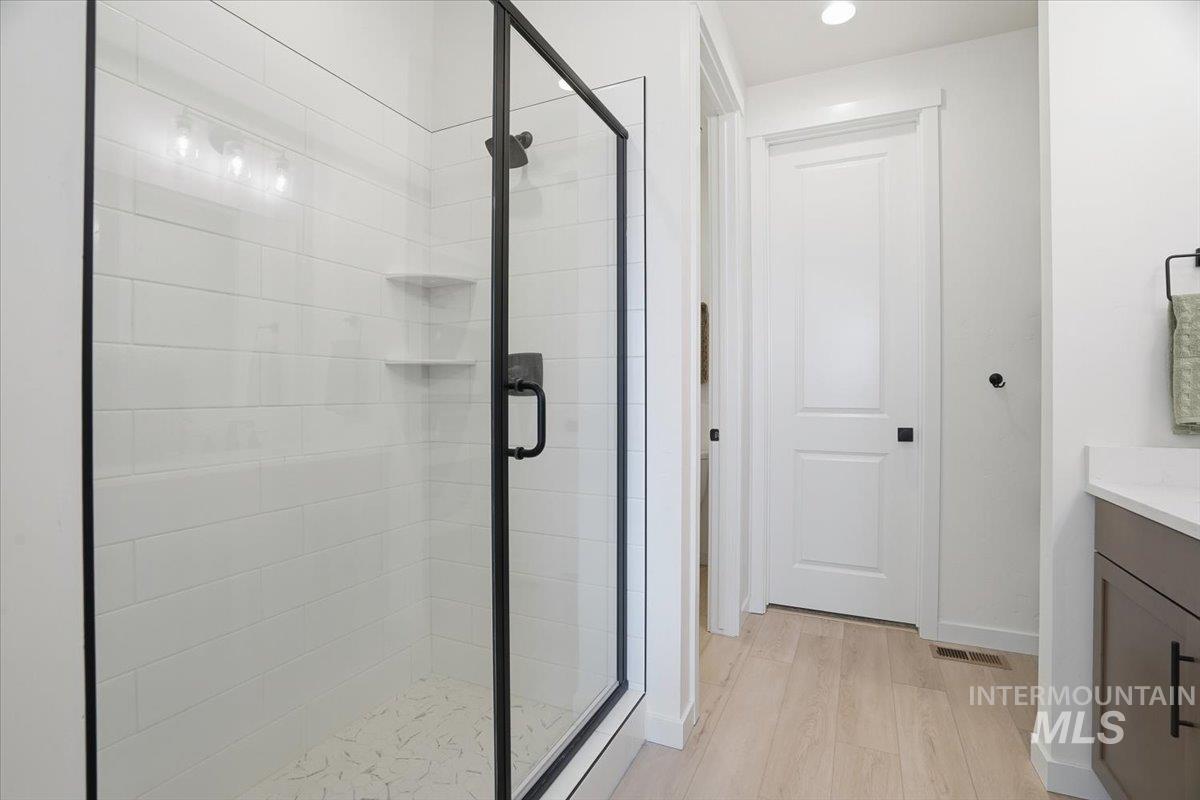 18466 N Geranium Way, Nampa, Idaho 83687, 3 Bedrooms, 2 Bathrooms, Residential For Sale, Price $537,900,MLS 98974504