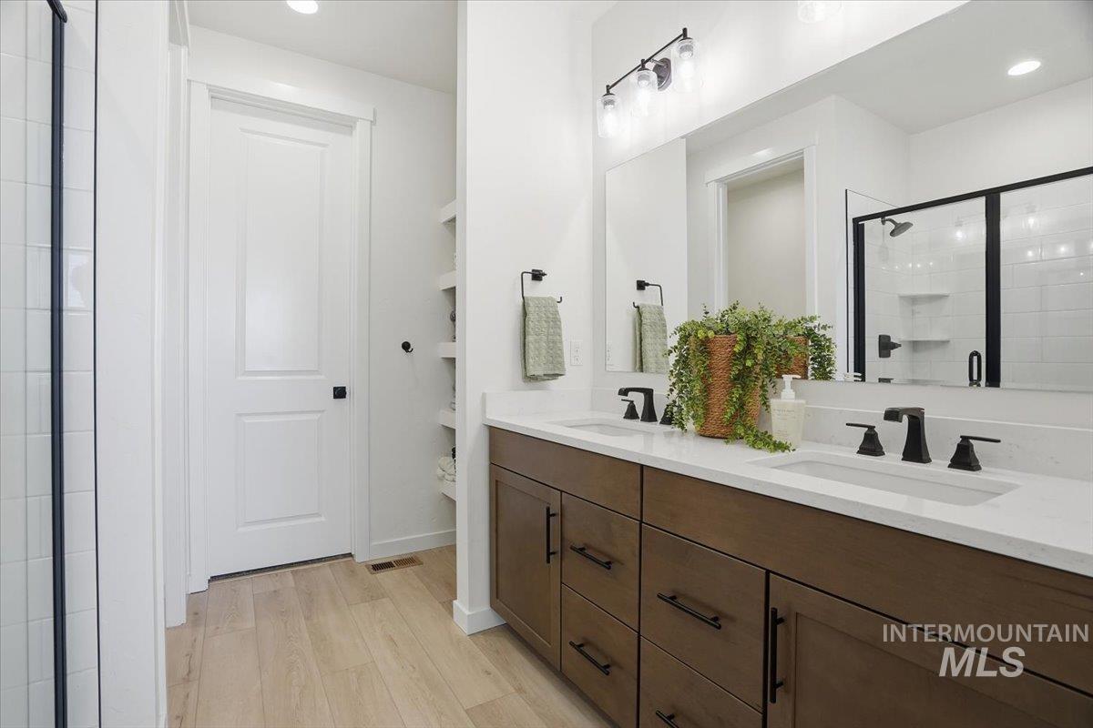 18466 N Geranium Way, Nampa, Idaho 83687, 3 Bedrooms, 2 Bathrooms, Residential For Sale, Price $519,900, 98974504