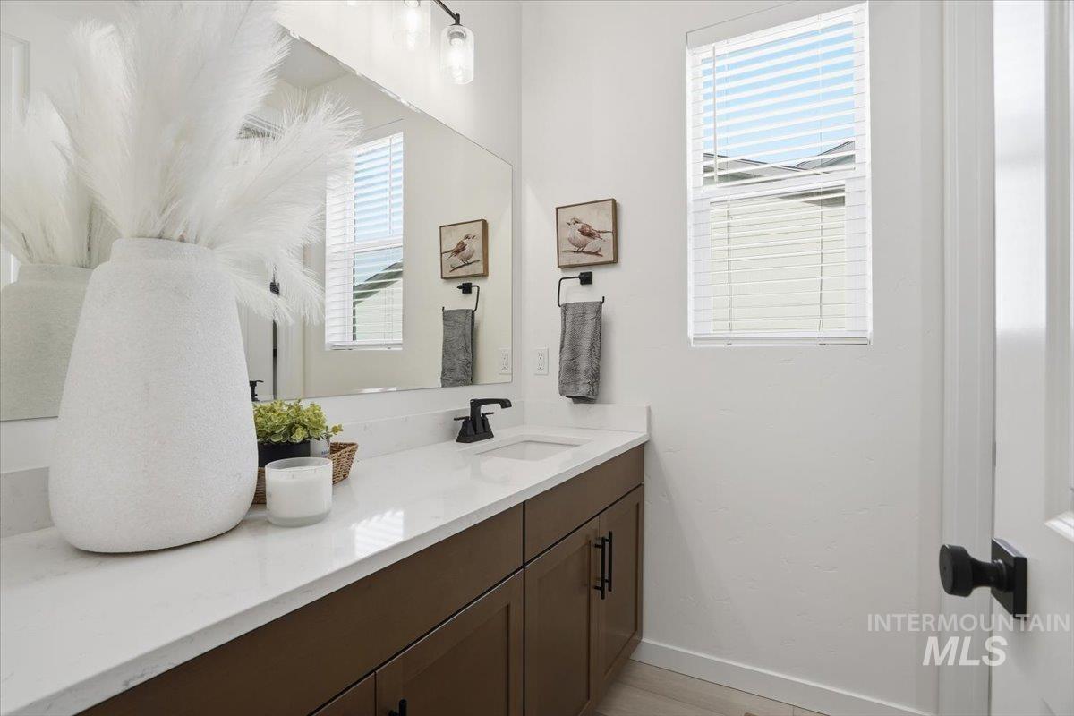 18466 N Geranium Way, Nampa, Idaho 83687, 3 Bedrooms, 2 Bathrooms, Residential For Sale, Price $519,900, 98974504