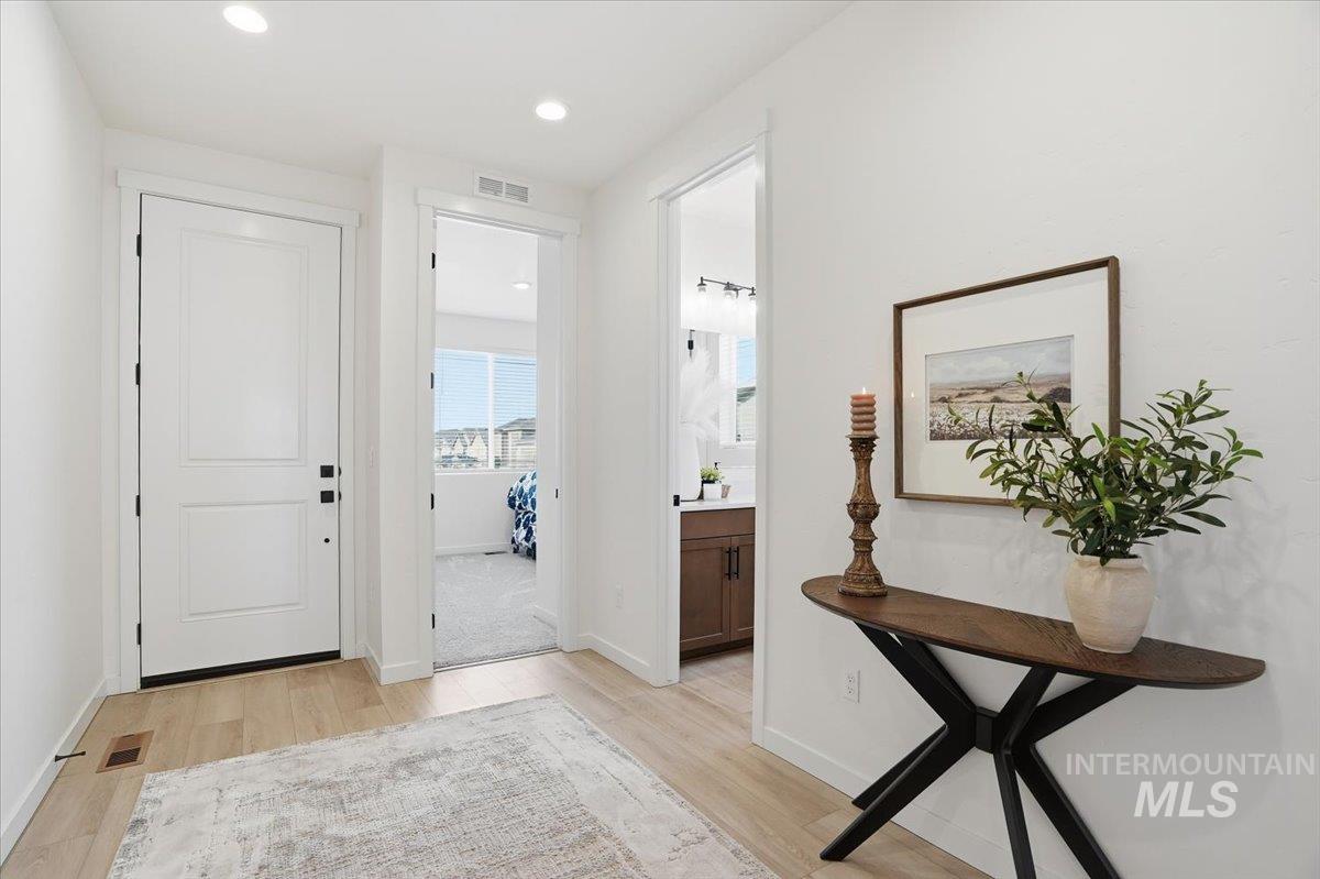 18466 N Geranium Way, Nampa, Idaho 83687, 3 Bedrooms, 2 Bathrooms, Residential For Sale, Price $519,900, 98974504