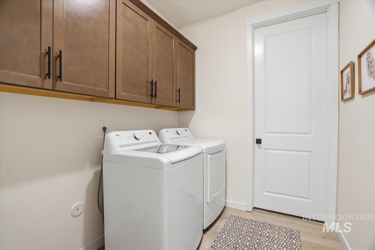 18466 N Geranium Way, Nampa, Idaho 83687, 3 Bedrooms, 2 Bathrooms, Residential For Sale, Price $519,900, 98974504