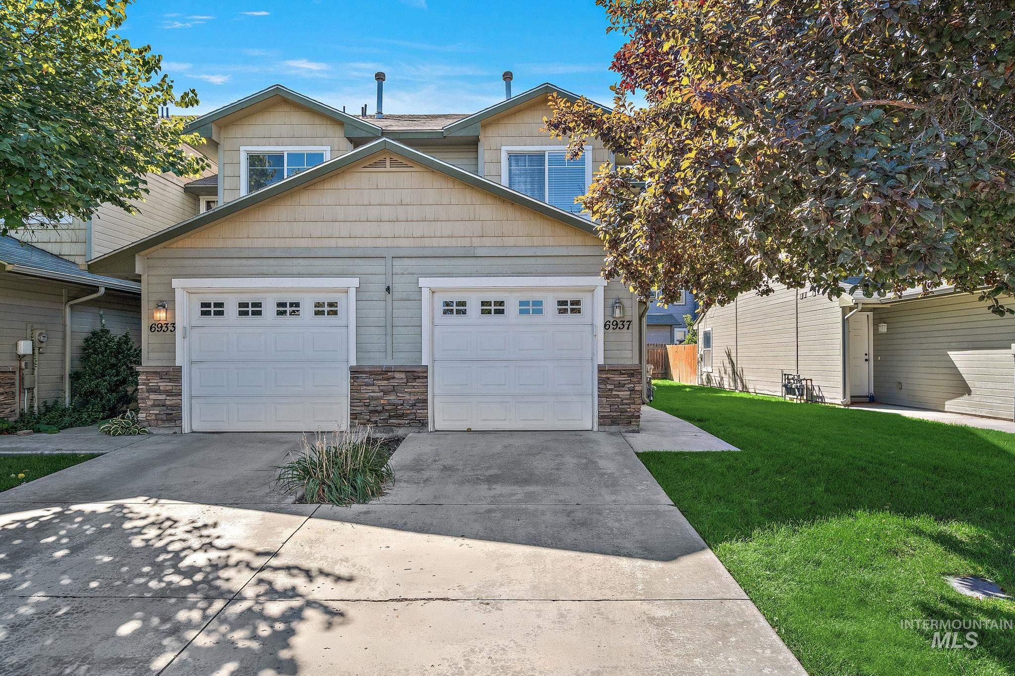 6937 W Preece Ln., Boise, Idaho 83704, 2 Bedrooms, 1.5 Bathrooms, Residential For Sale, Price $319,900,MLS 98974505