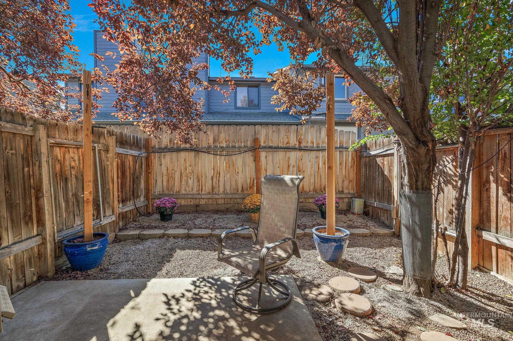 6937 W Preece Ln., Boise, Idaho 83704, 2 Bedrooms, 1.5 Bathrooms, Residential For Sale, Price $319,900,MLS 98974505