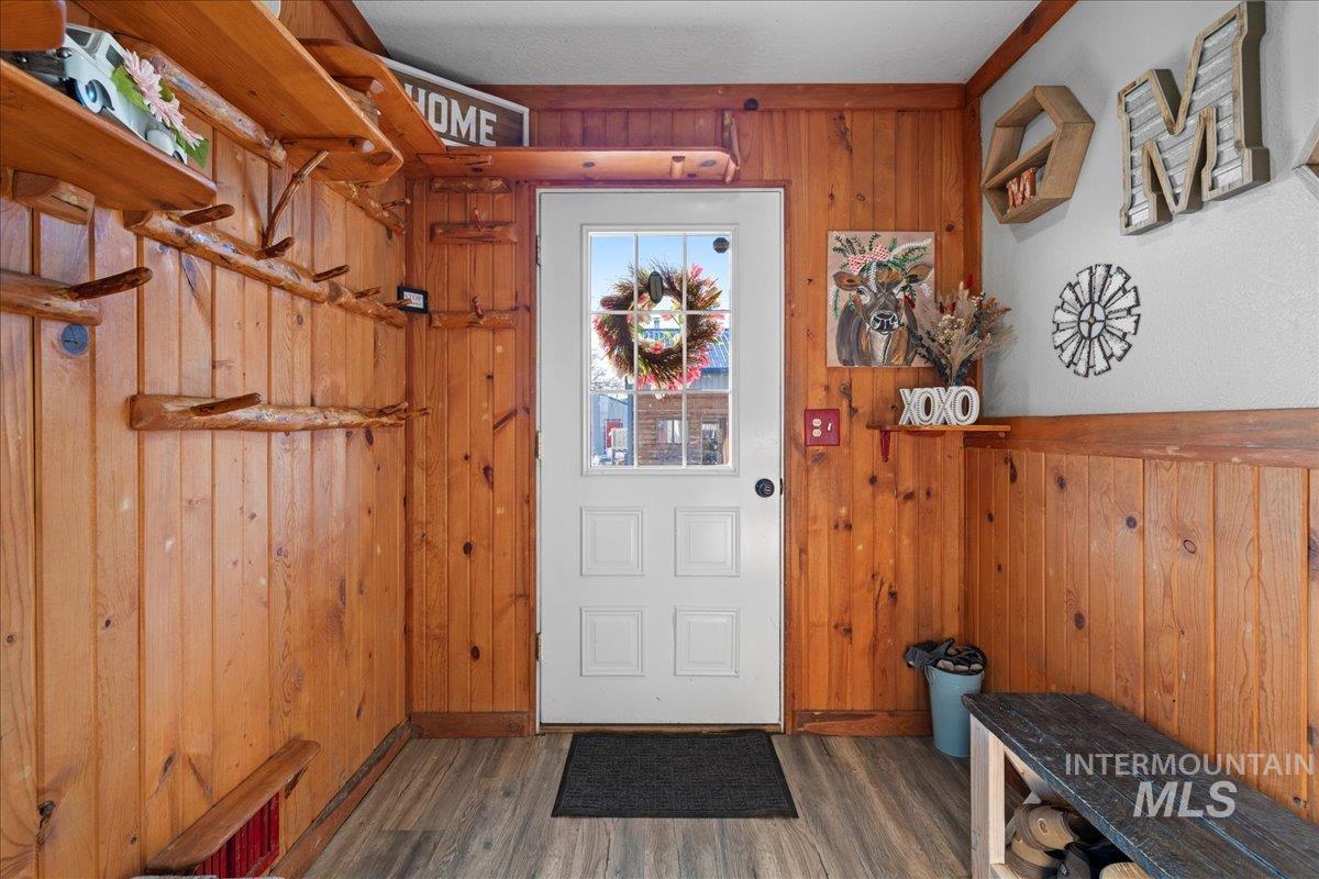 495 E Bridge St, Midvale, Idaho 83645, 4 Bedrooms, 2 Bathrooms, Residential For Sale, Price $430,000,MLS 98974506