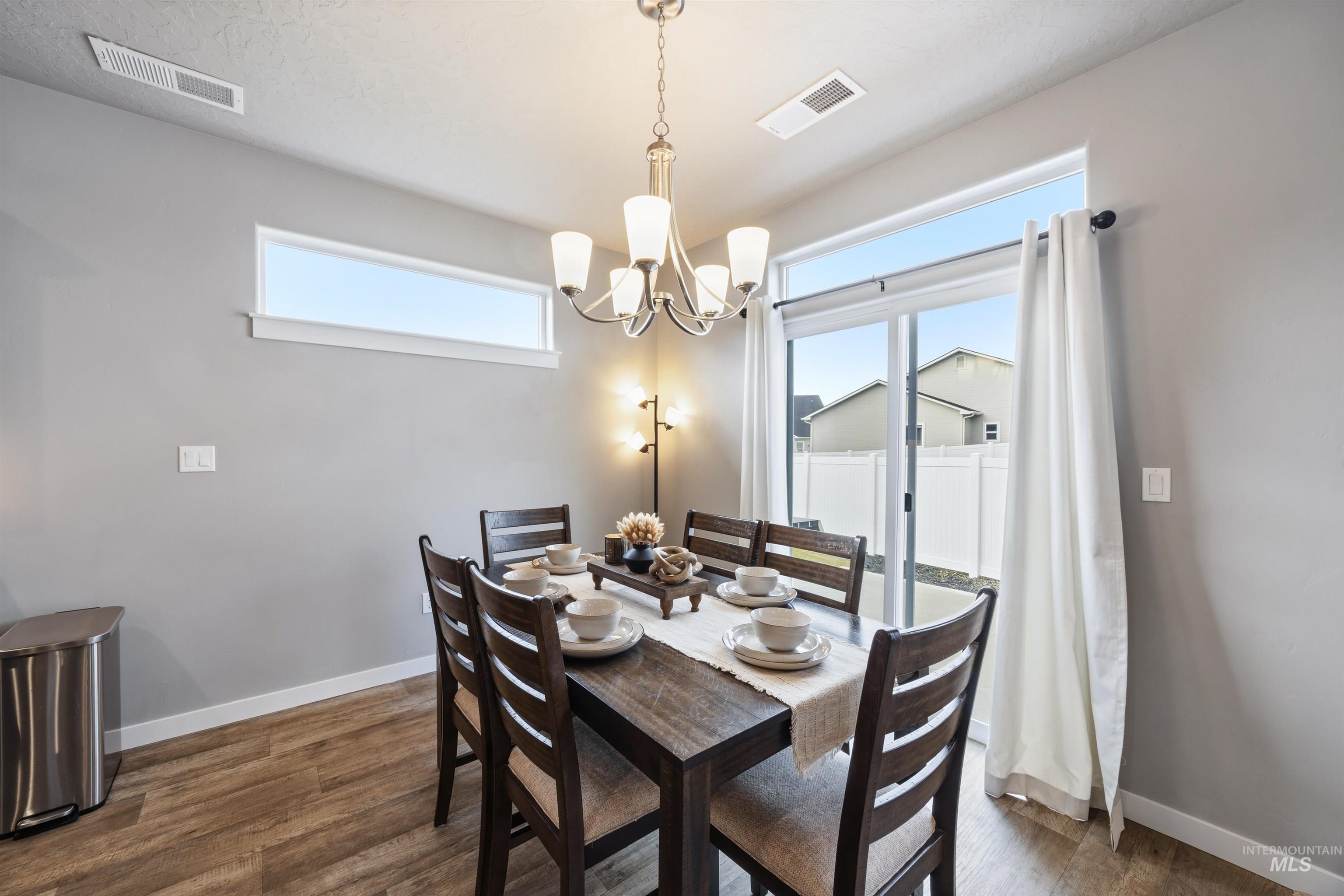 2588 E Mcintosh Ct, Emmett, Idaho 83617, 3 Bedrooms, 2 Bathrooms, Residential For Sale, Price $445,900,MLS 98974507