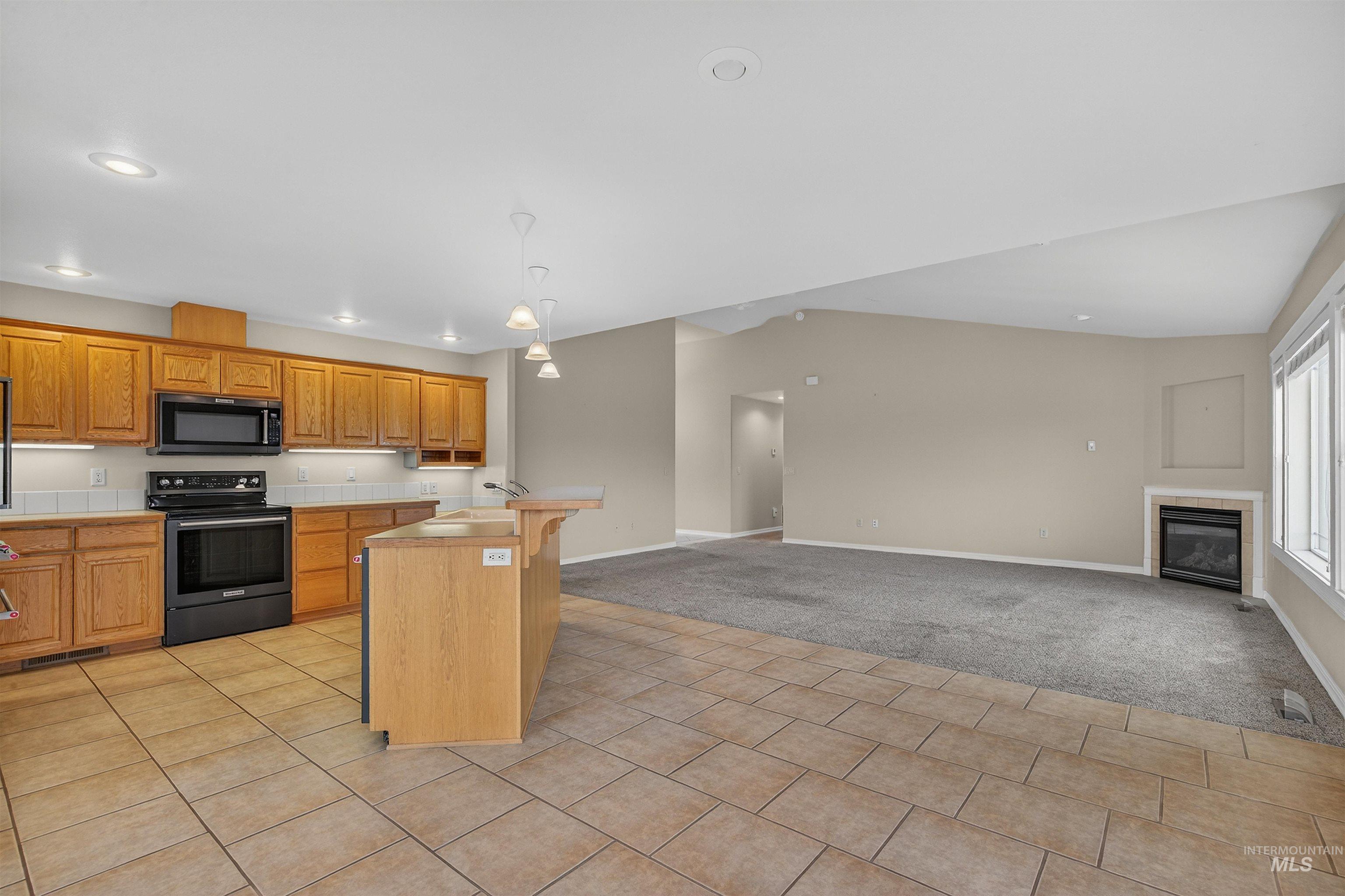 2924 27th Street, Clarkston, Washington 99403, 3 Bedrooms, 2 Bathrooms, Residential For Sale, Price $449,000,MLS 98974508