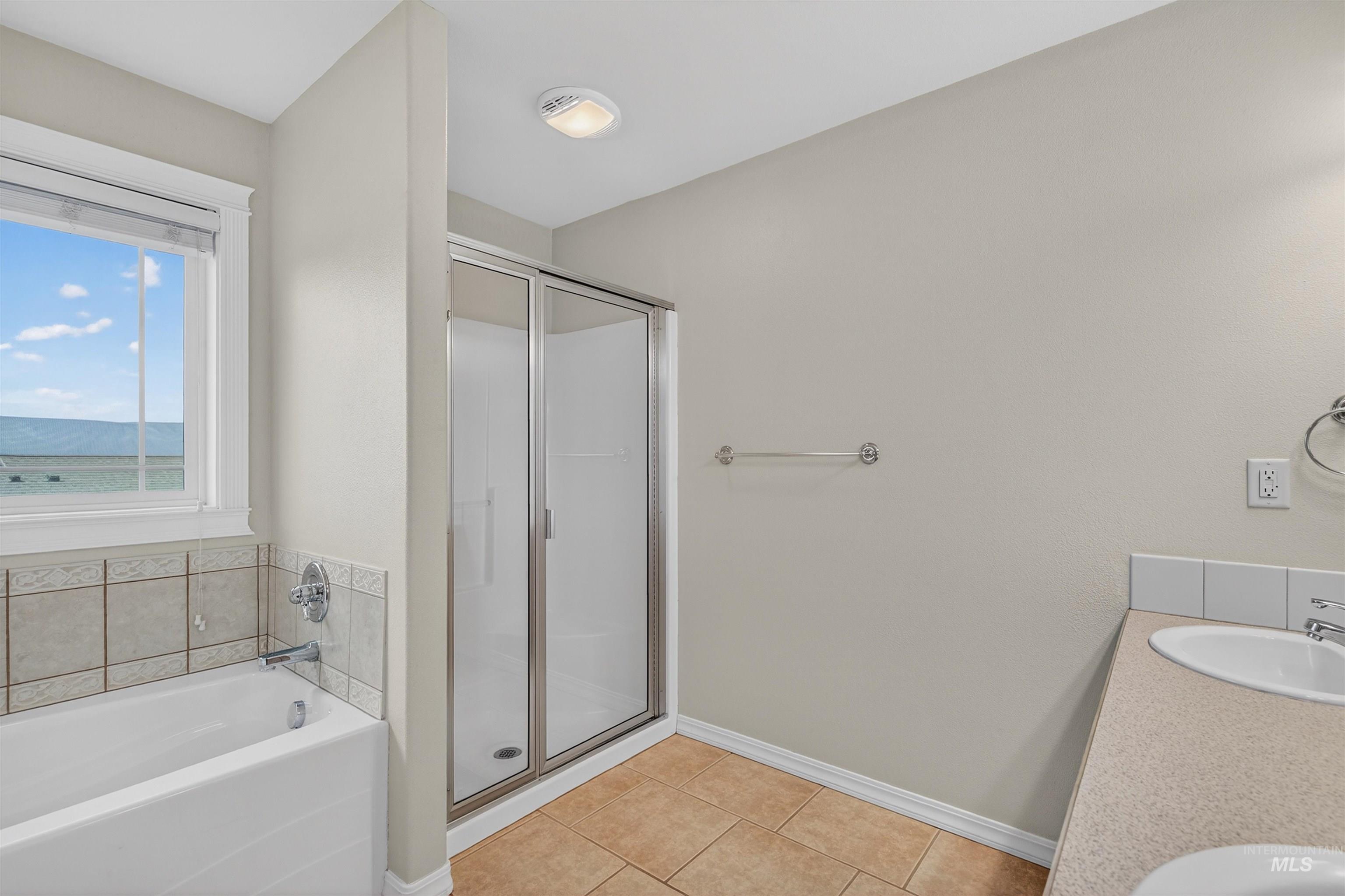 2924 27th Street, Clarkston, Washington 99403, 3 Bedrooms, 2 Bathrooms, Residential For Sale, Price $449,000,MLS 98974508